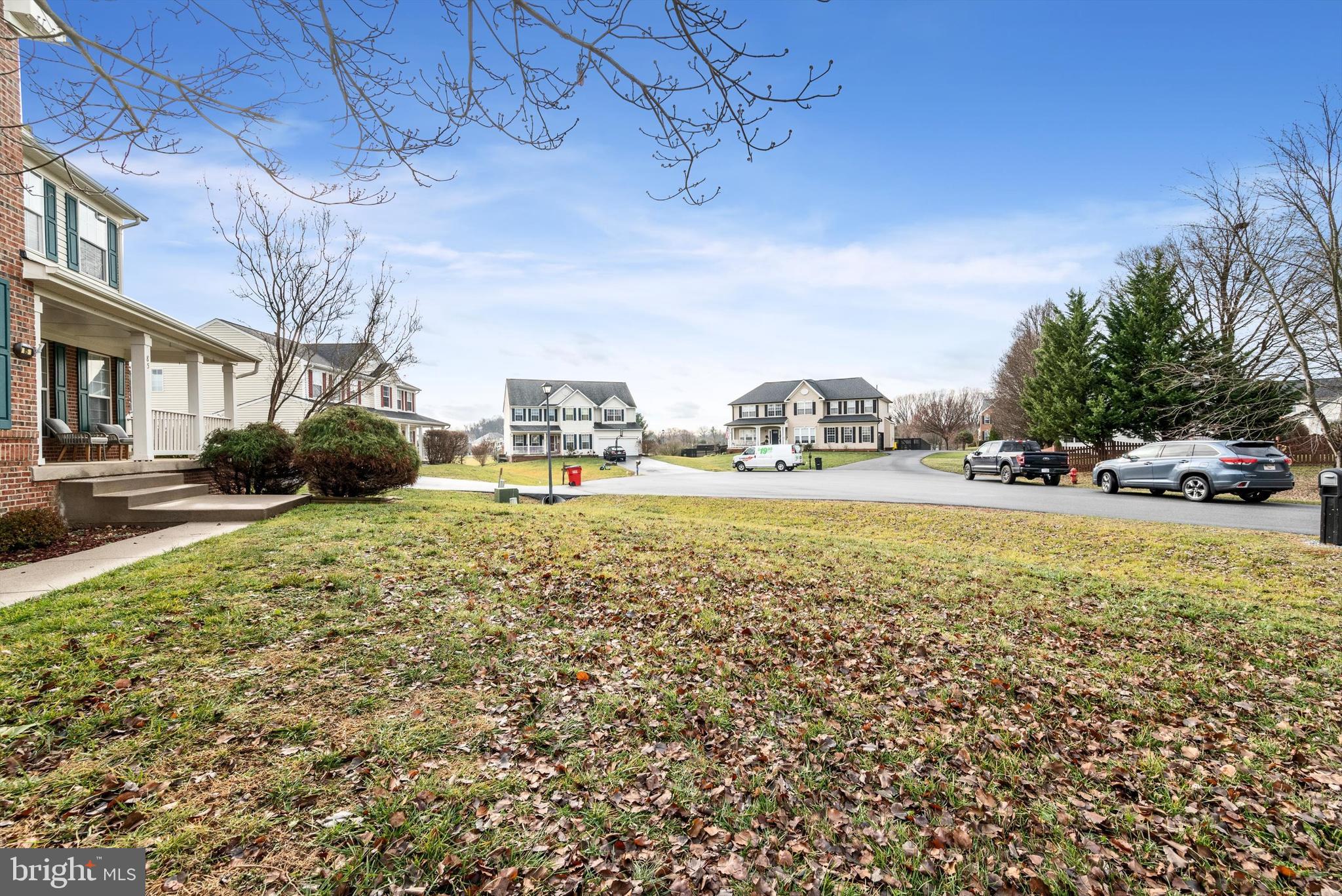 LOCUST HILL - Residential