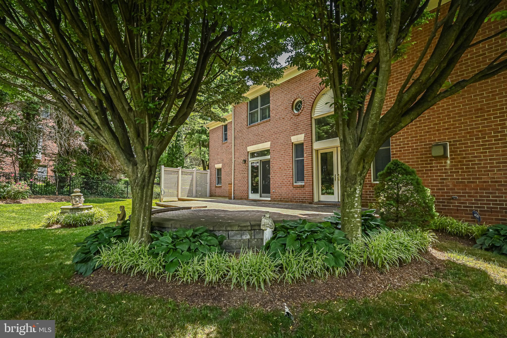 ASHGROVE PLANTATION - Residential