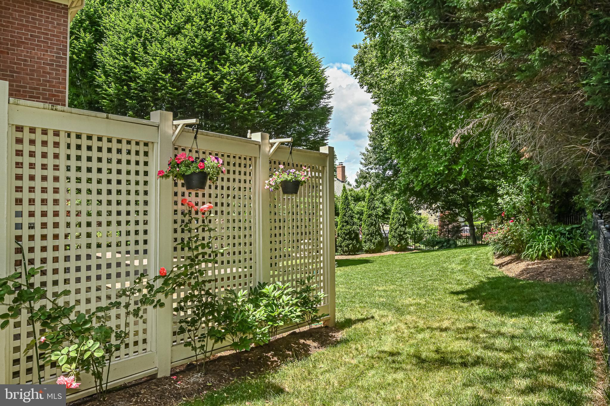 ASHGROVE PLANTATION - Residential