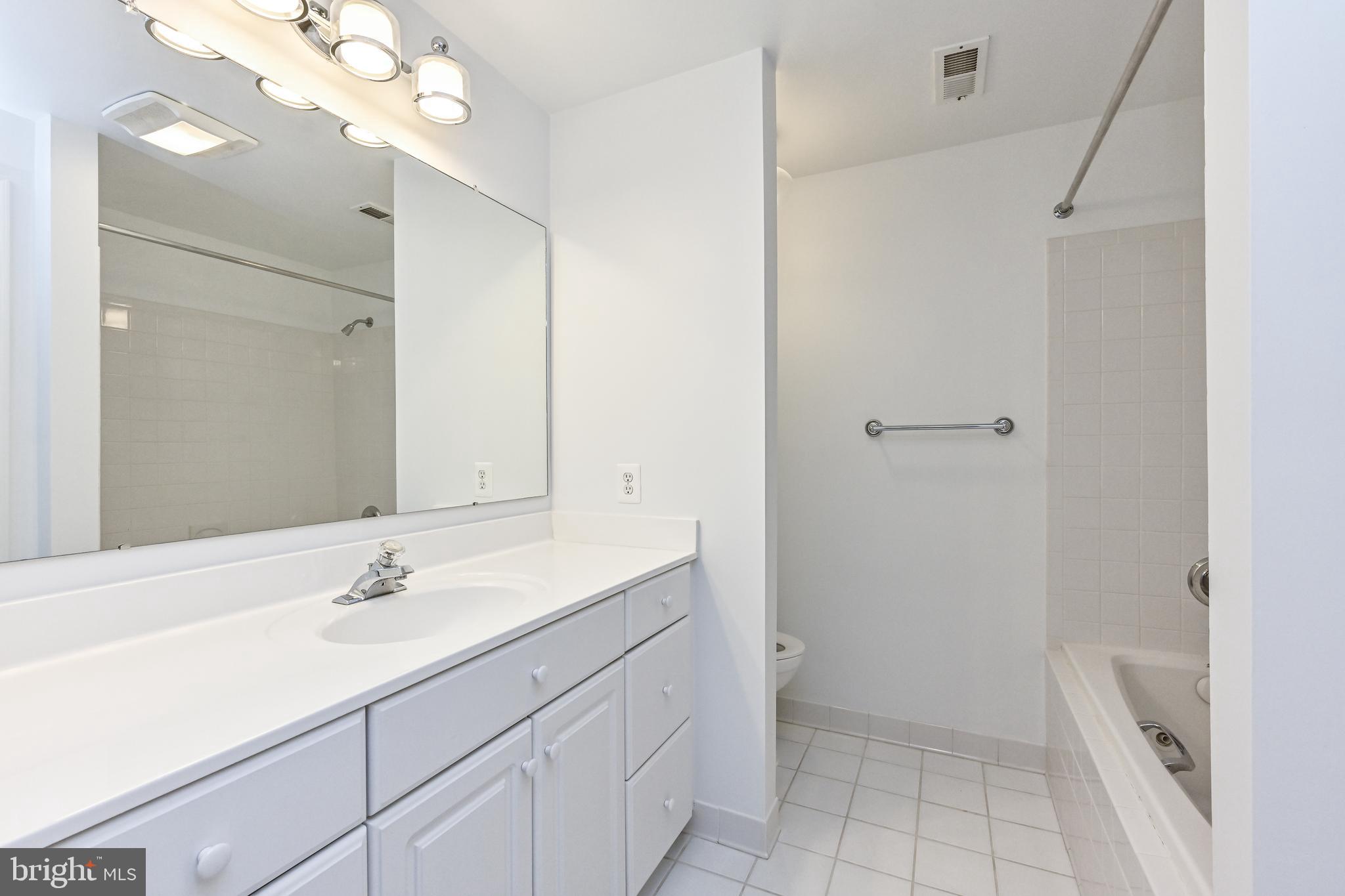 ASHGROVE PLANTATION - Residential