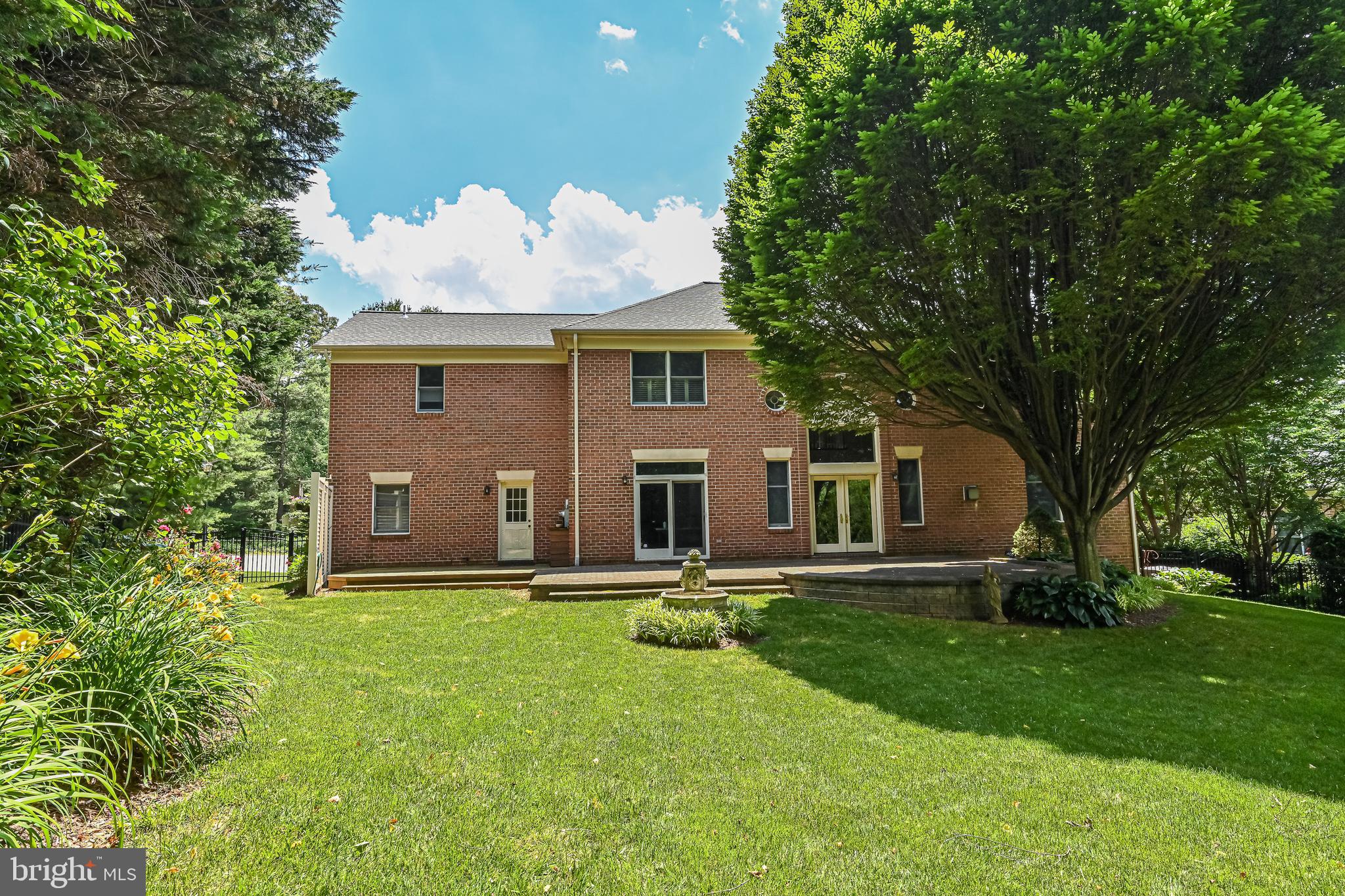 ASHGROVE PLANTATION - Residential