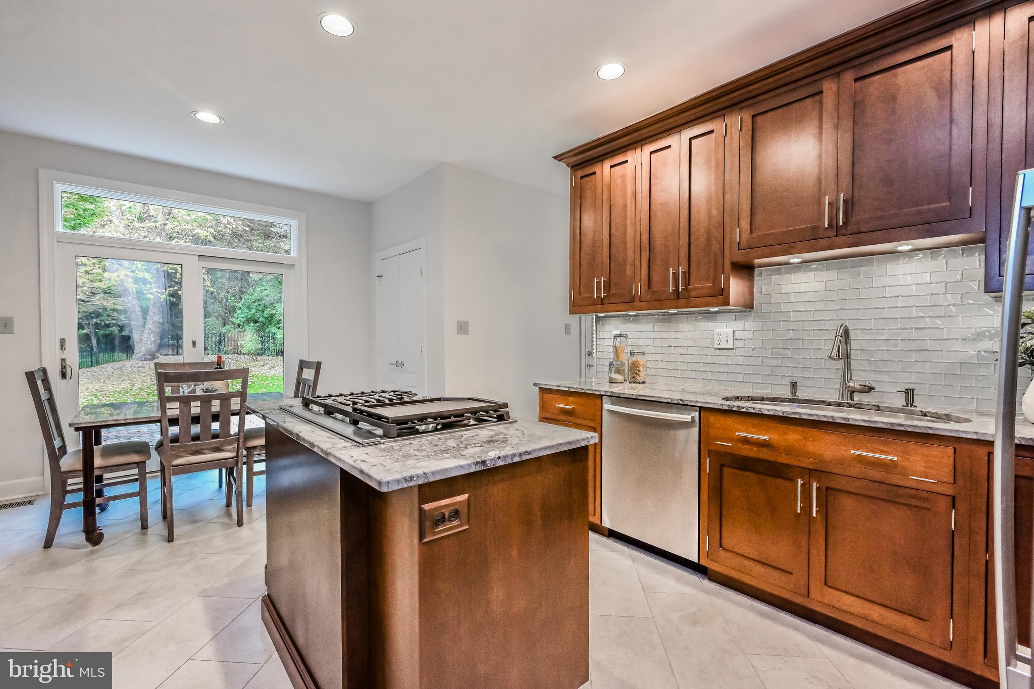 ASHGROVE PLANTATION - Residential