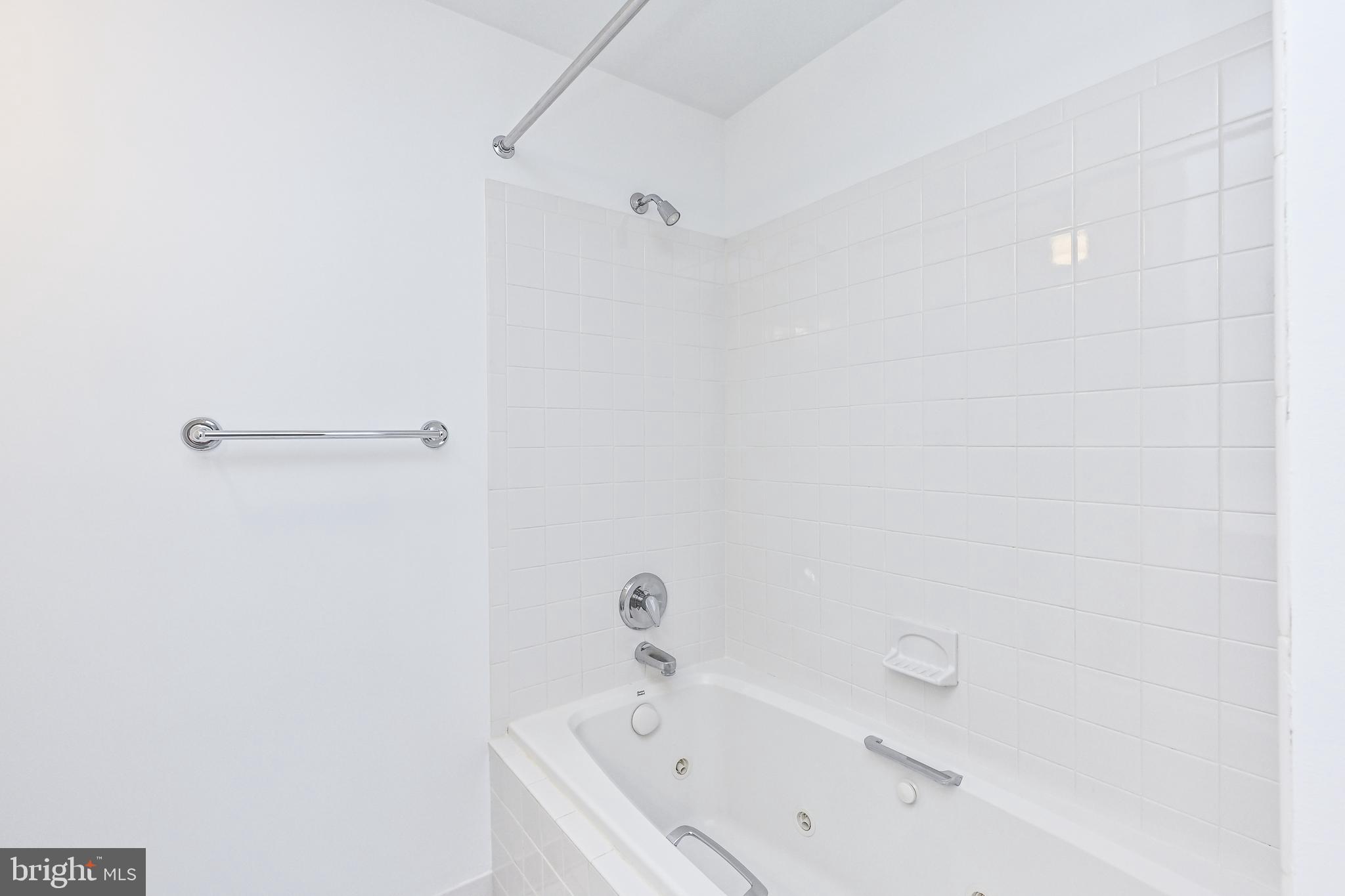 ASHGROVE PLANTATION - Residential