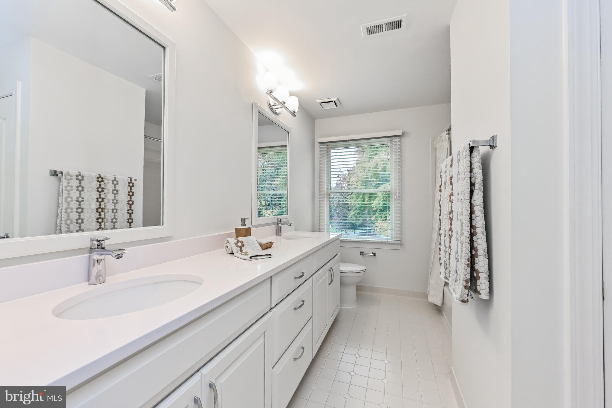 ASHGROVE PLANTATION - Residential