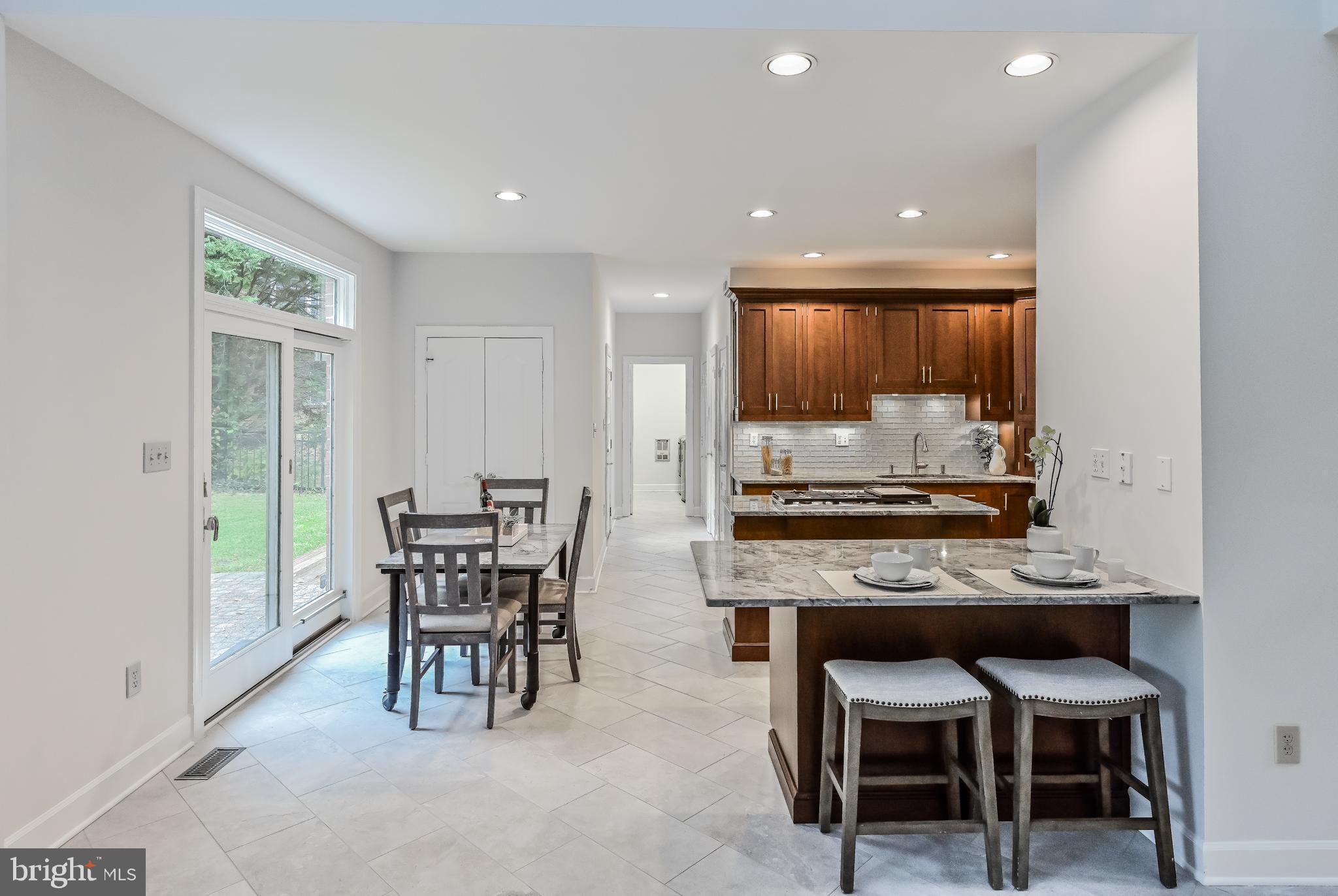 ASHGROVE PLANTATION - Residential