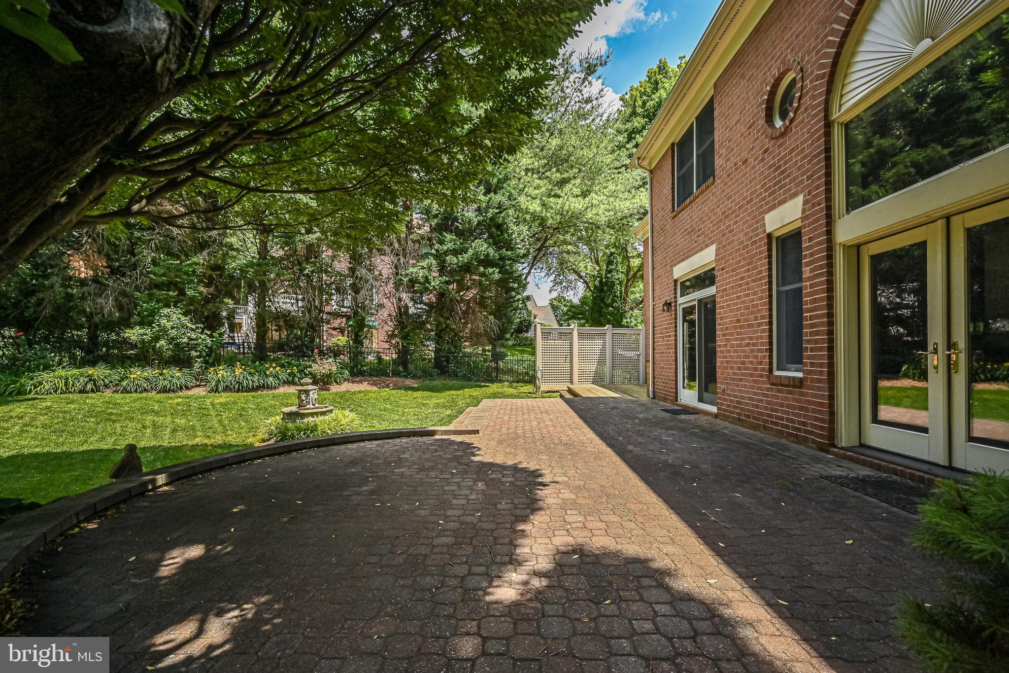 ASHGROVE PLANTATION - Residential