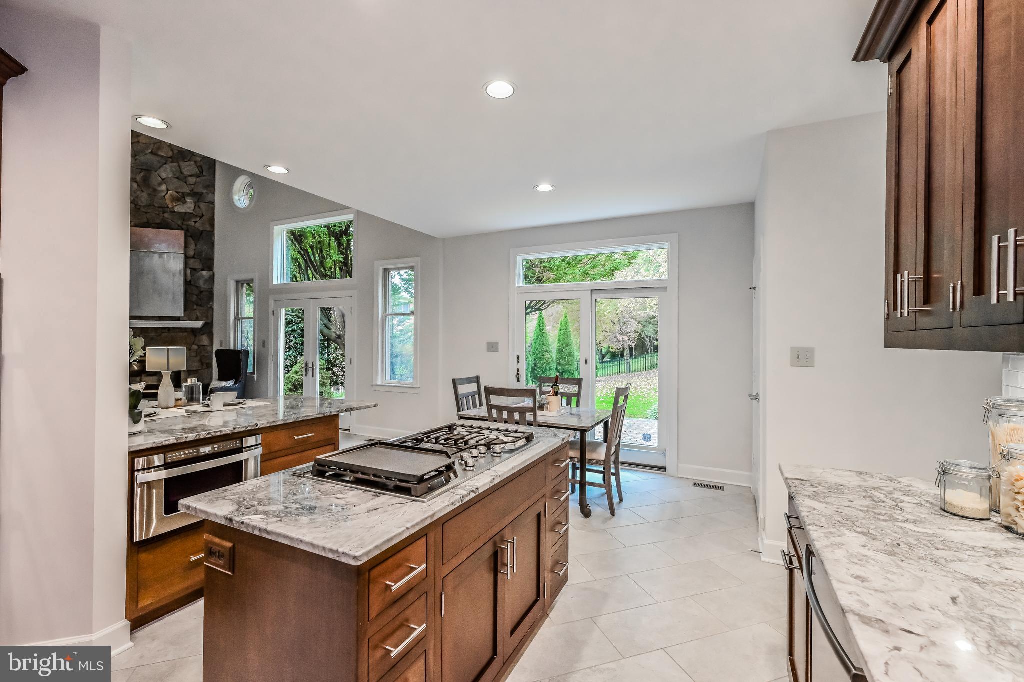 ASHGROVE PLANTATION - Residential