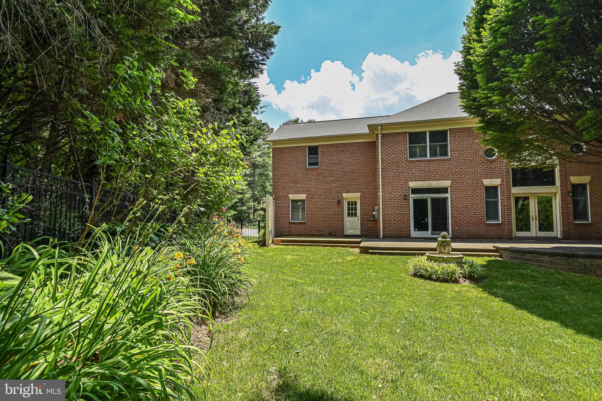 ASHGROVE PLANTATION - Residential