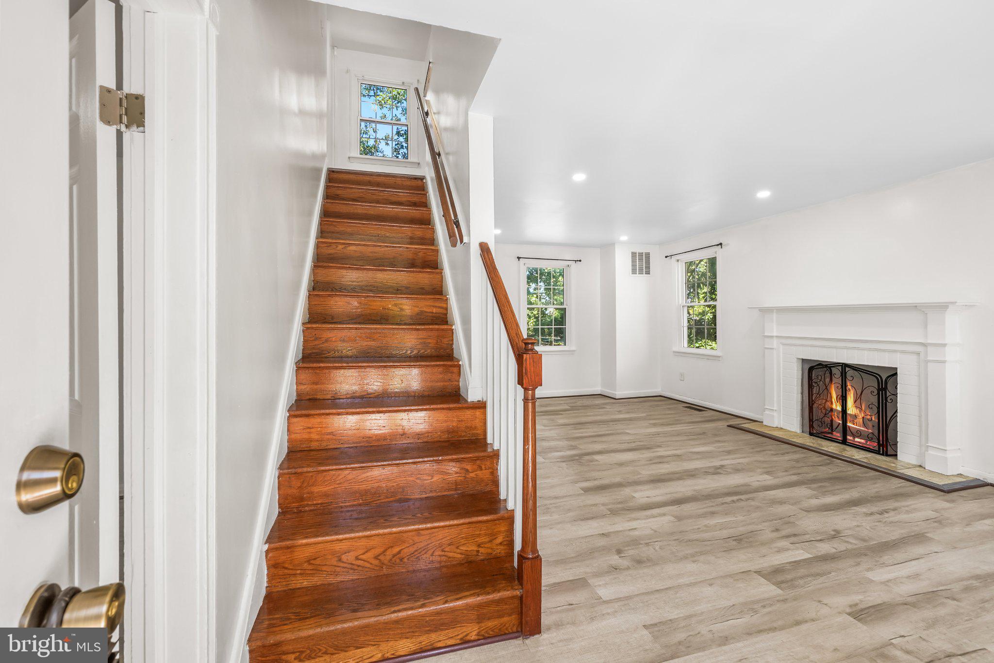 7022 DEERFIELD ROAD