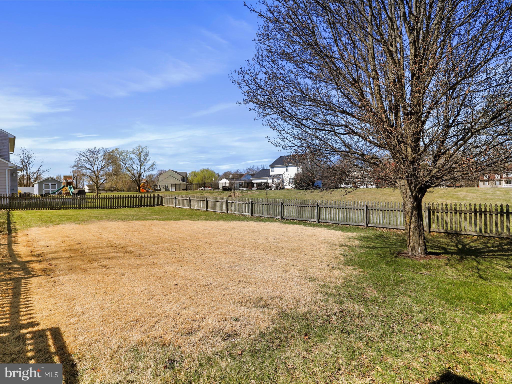 AMBERFIELD - Residential