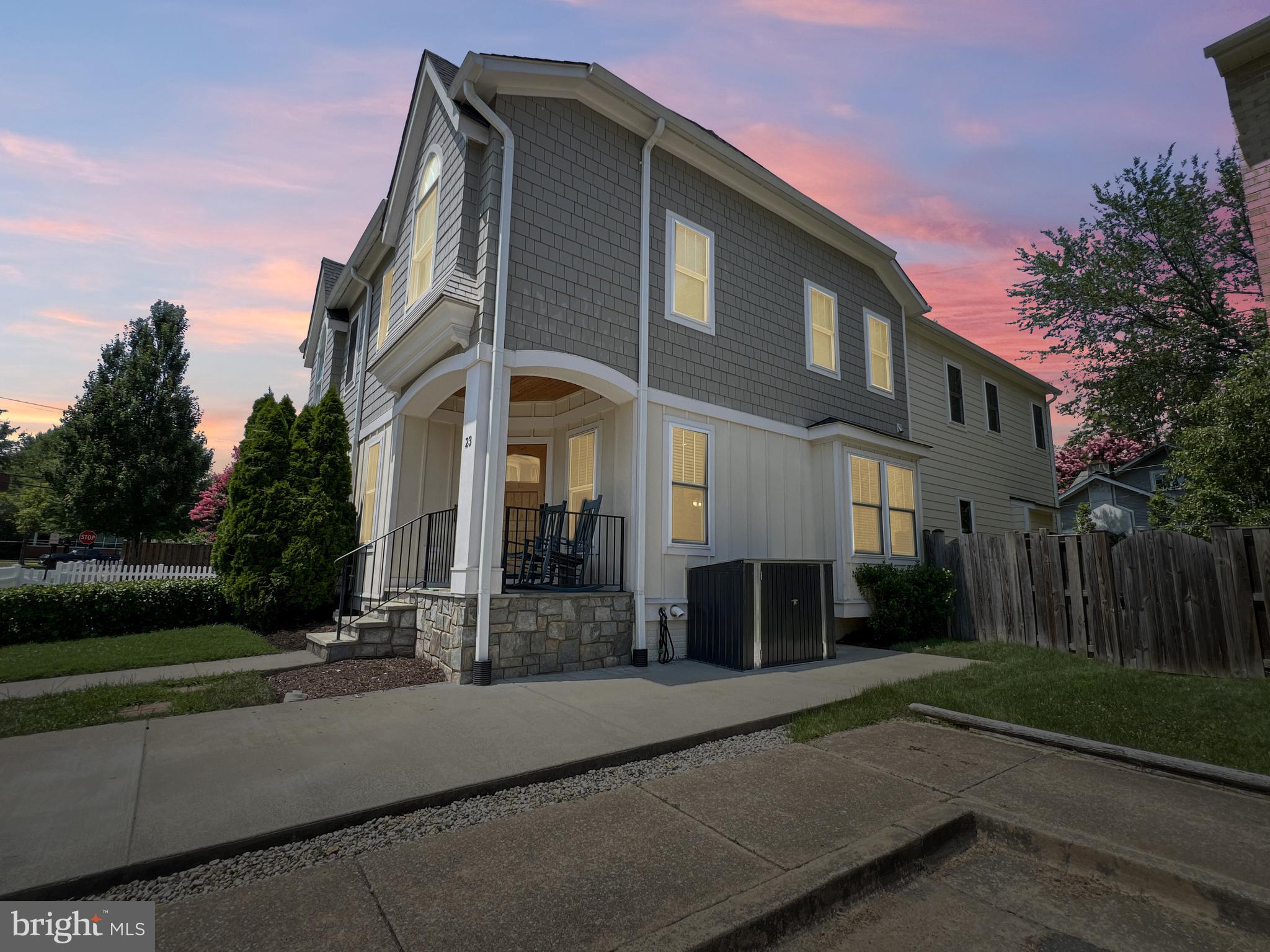 ROSEMONT - Residential Lease