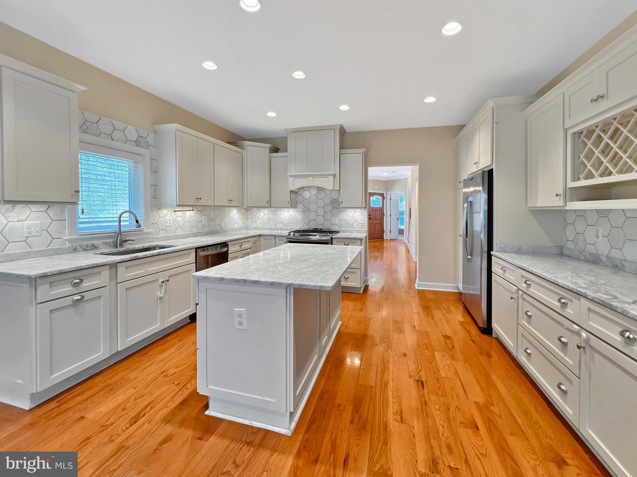 ROSEMONT - Residential Lease