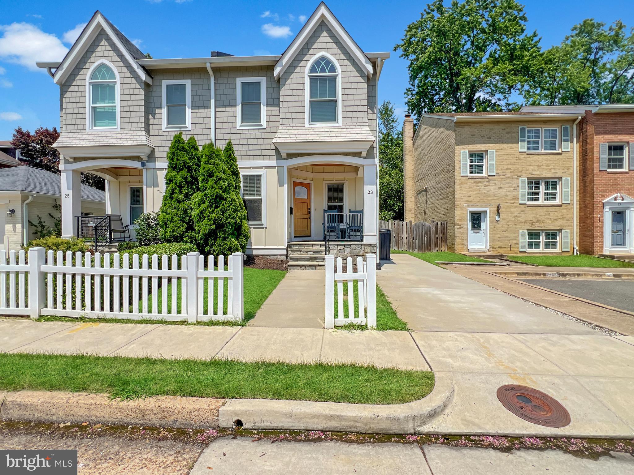 ROSEMONT - Residential Lease