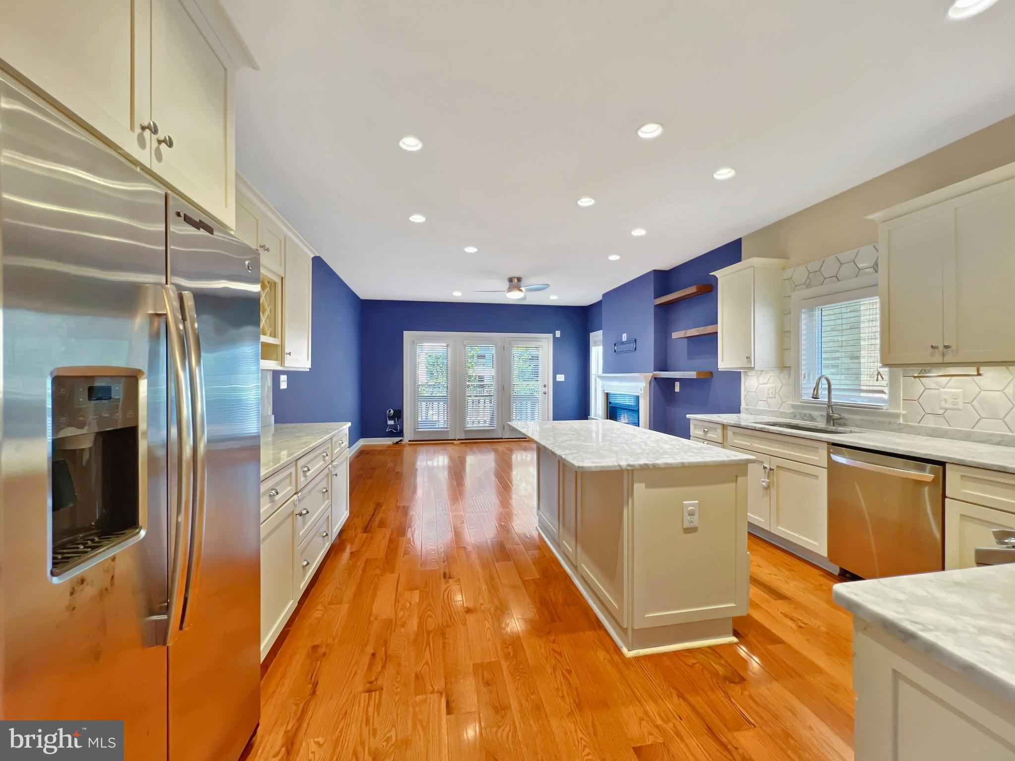 ROSEMONT - Residential Lease