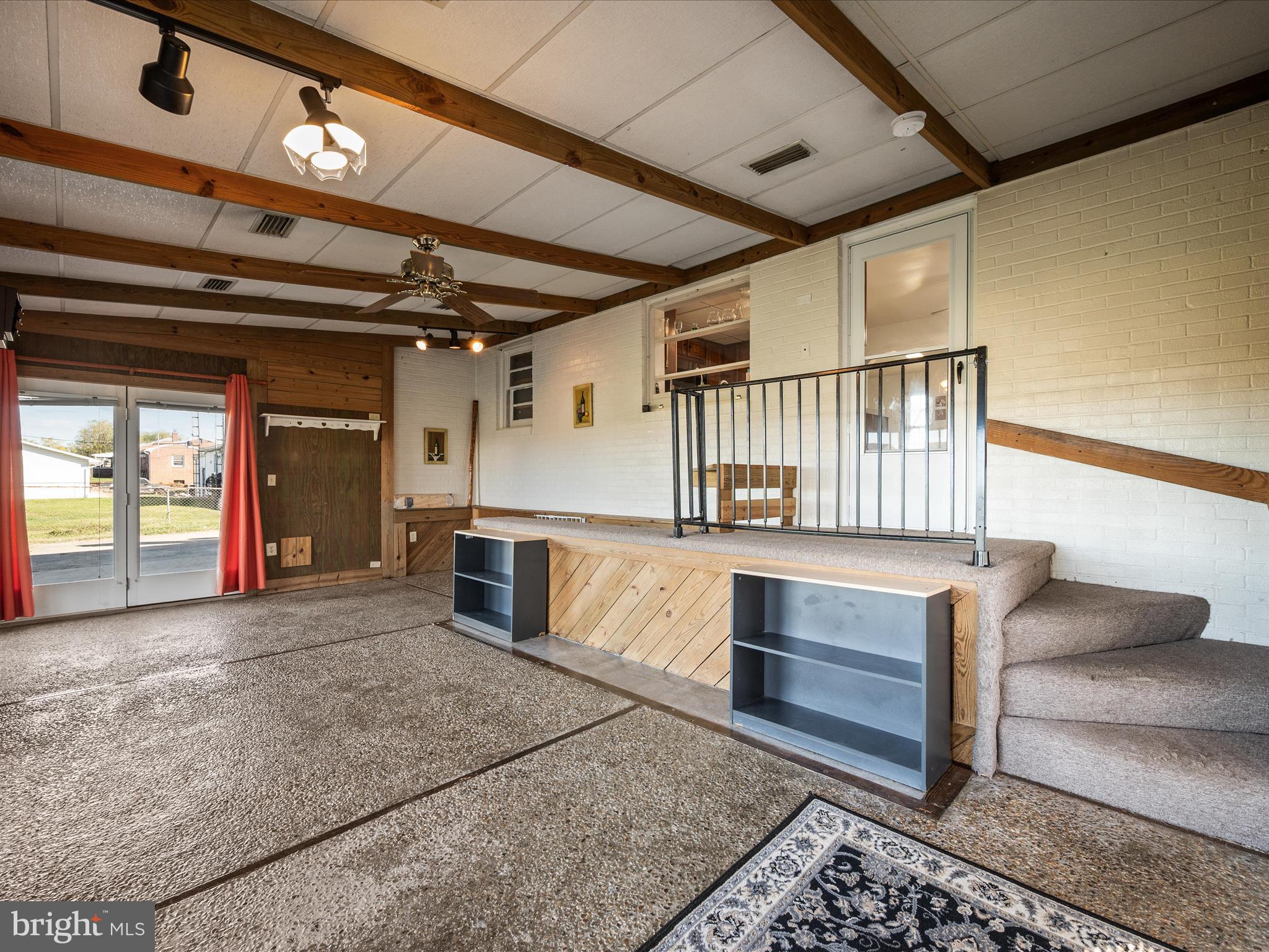 JEFFERSON TERRACE - Residential