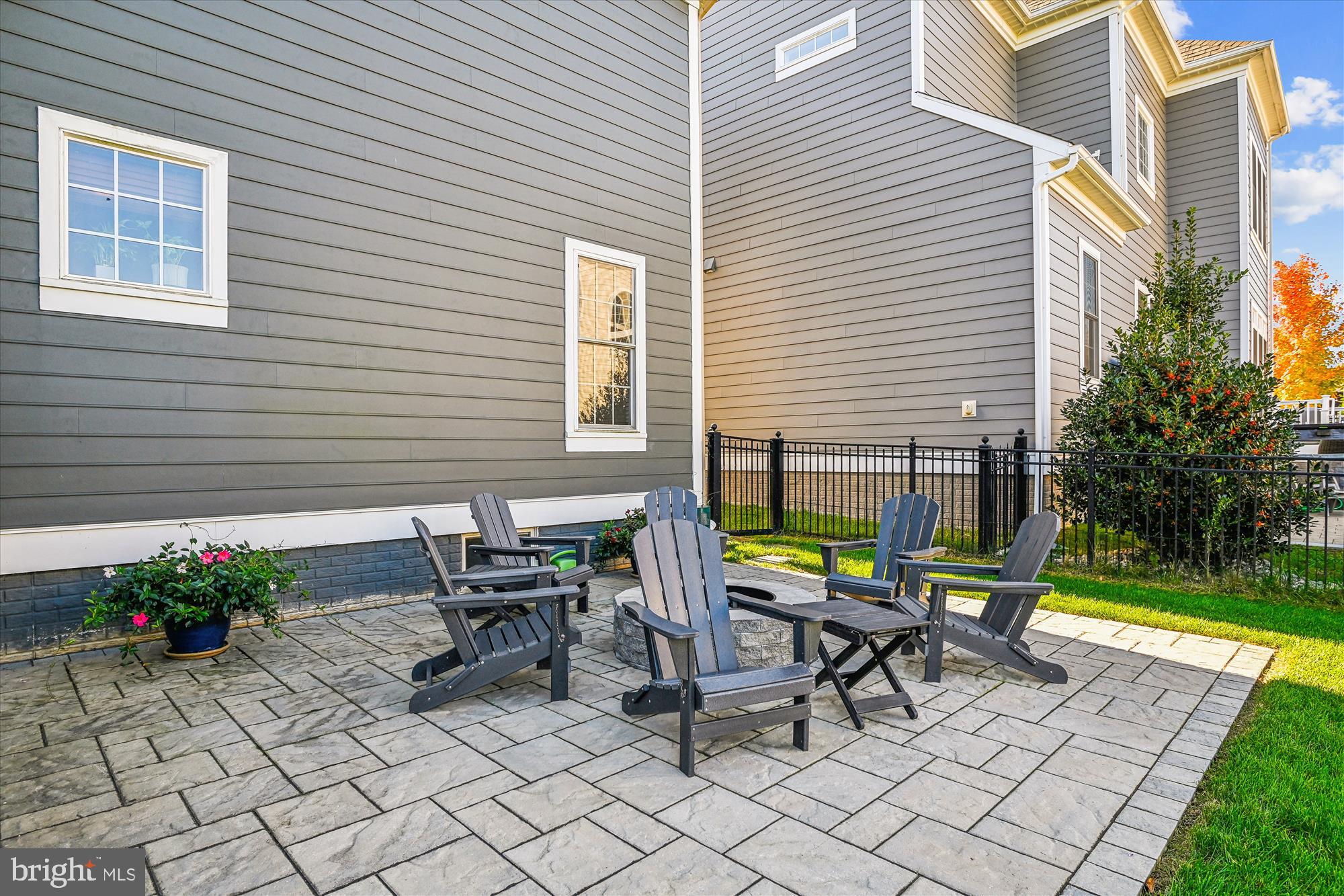 MAPLE LAWN - Residential