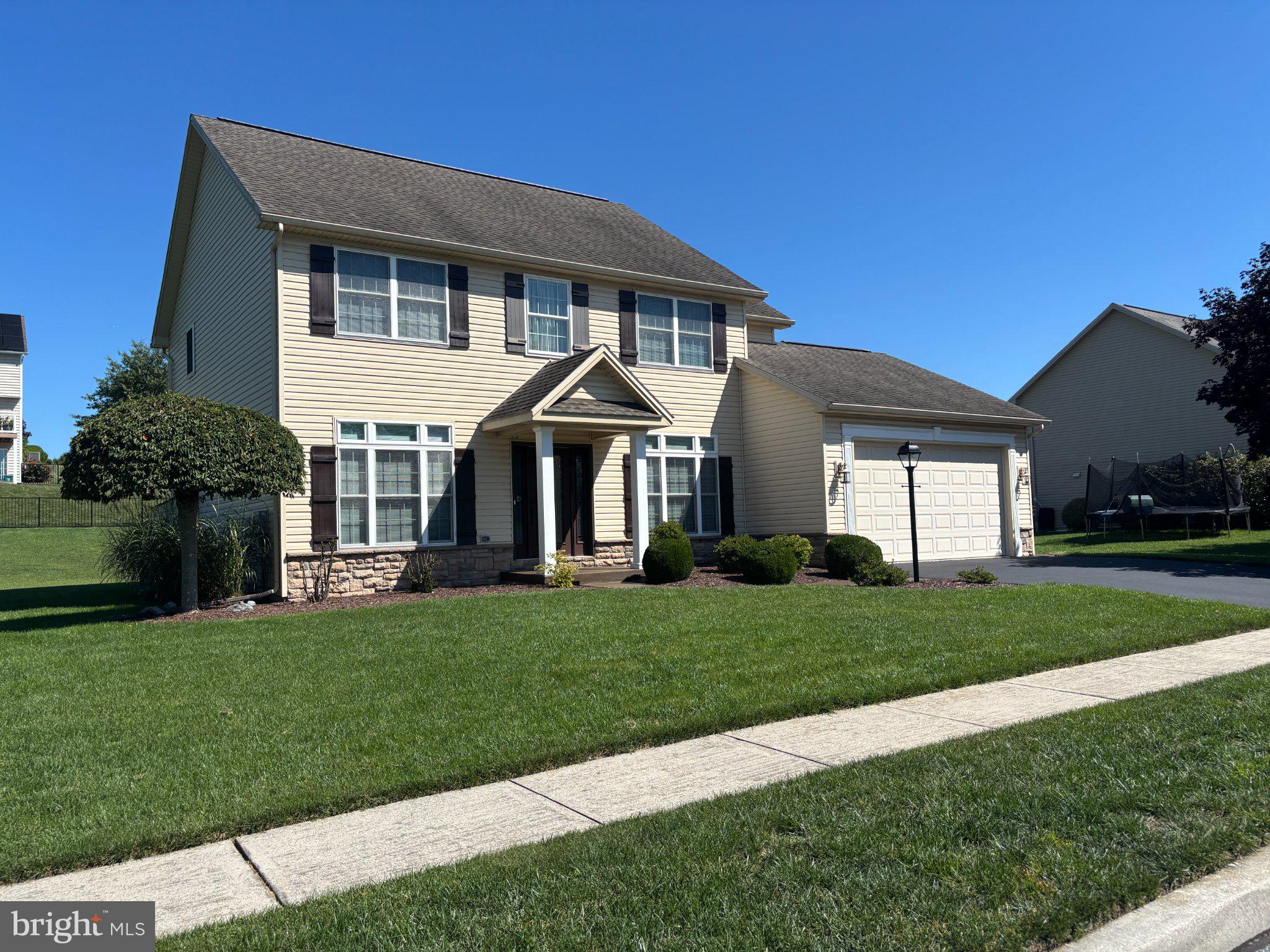 3929 TRAYER LANE