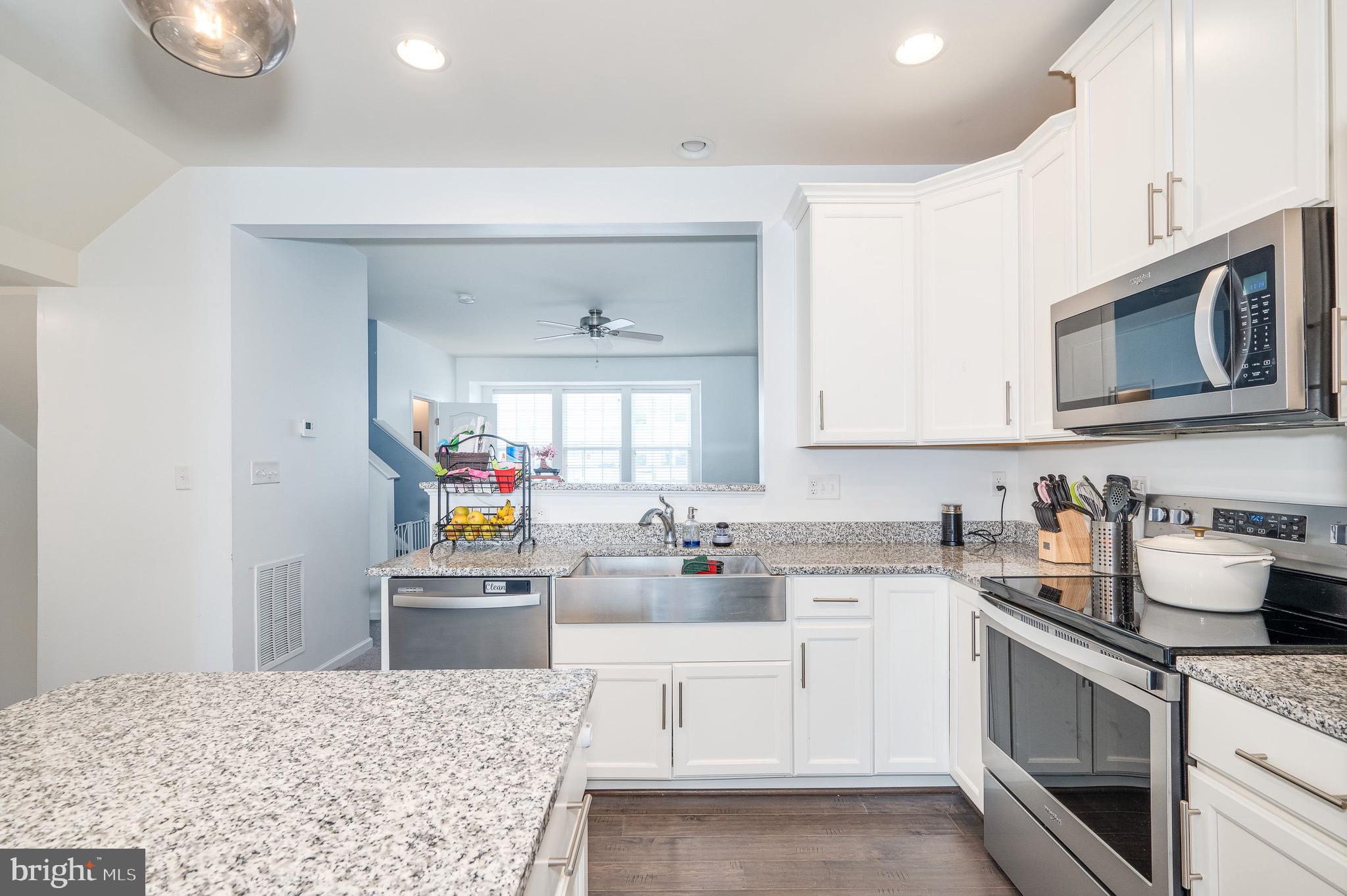 RIVERSIDE VILLAGES - Residential