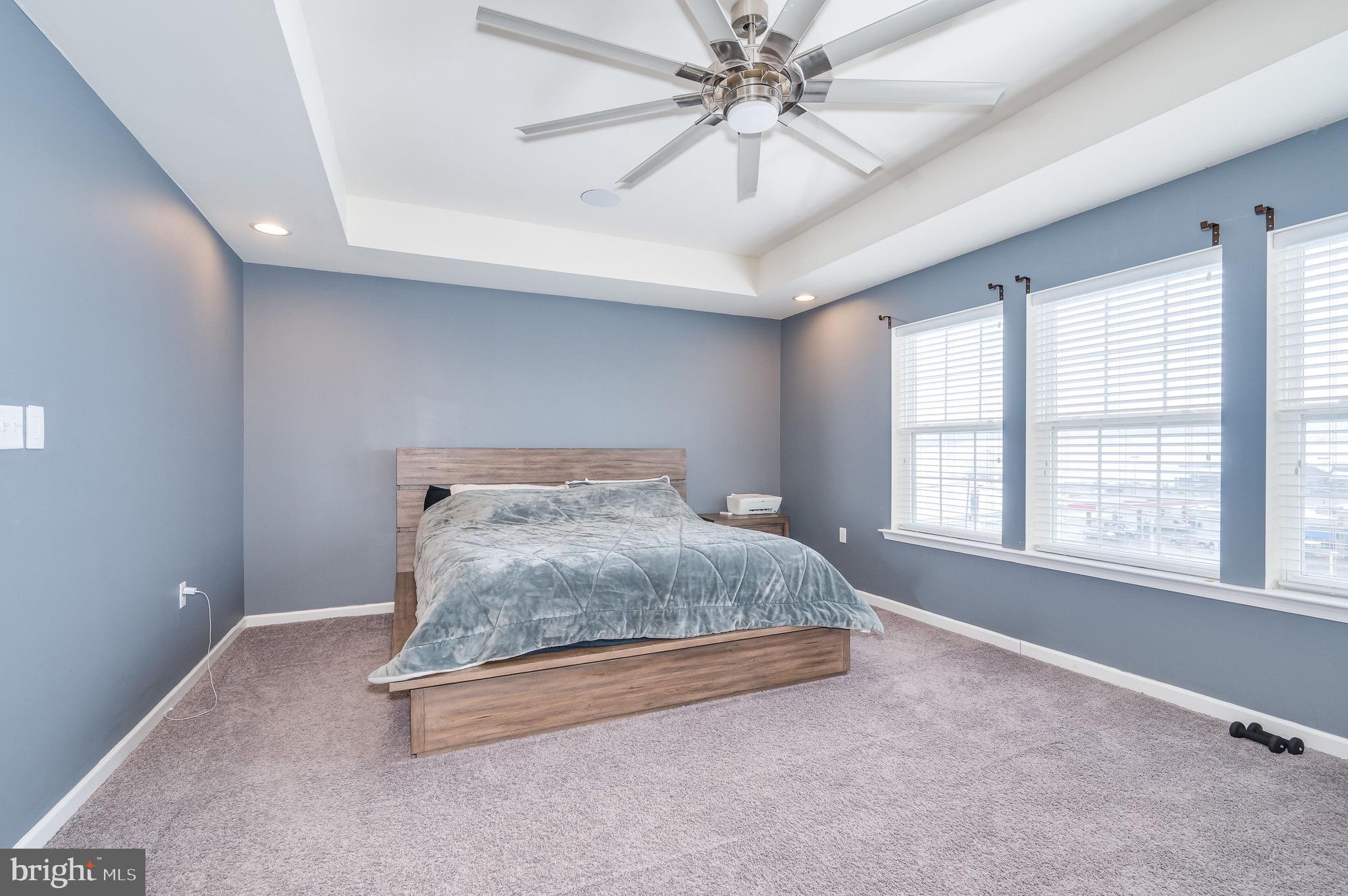 RIVERSIDE VILLAGES - Residential