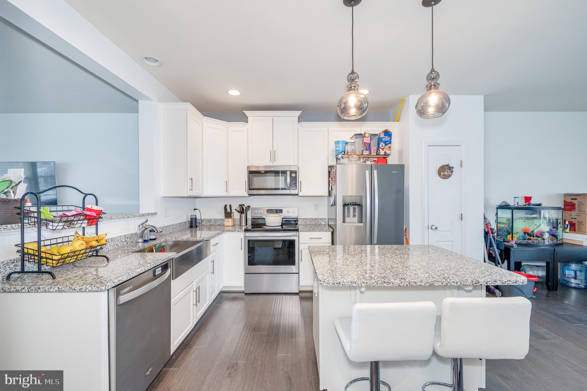 RIVERSIDE VILLAGES - Residential