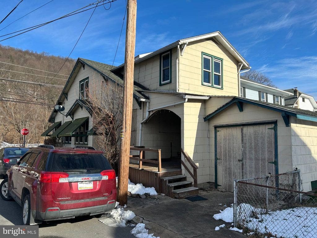 Photo of 954 Center Street, COAL TOWNSHIP, PA 17866 (MLS # PANU2002862)