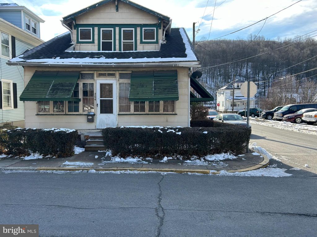Photo of 954 Center Street, COAL TOWNSHIP, PA 17866 (MLS # PANU2002862)