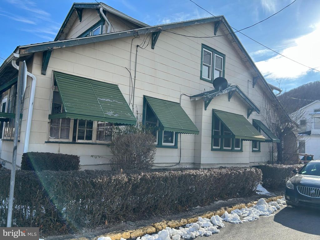 Photo of 954 Center Street, COAL TOWNSHIP, PA 17866 (MLS # PANU2002862)