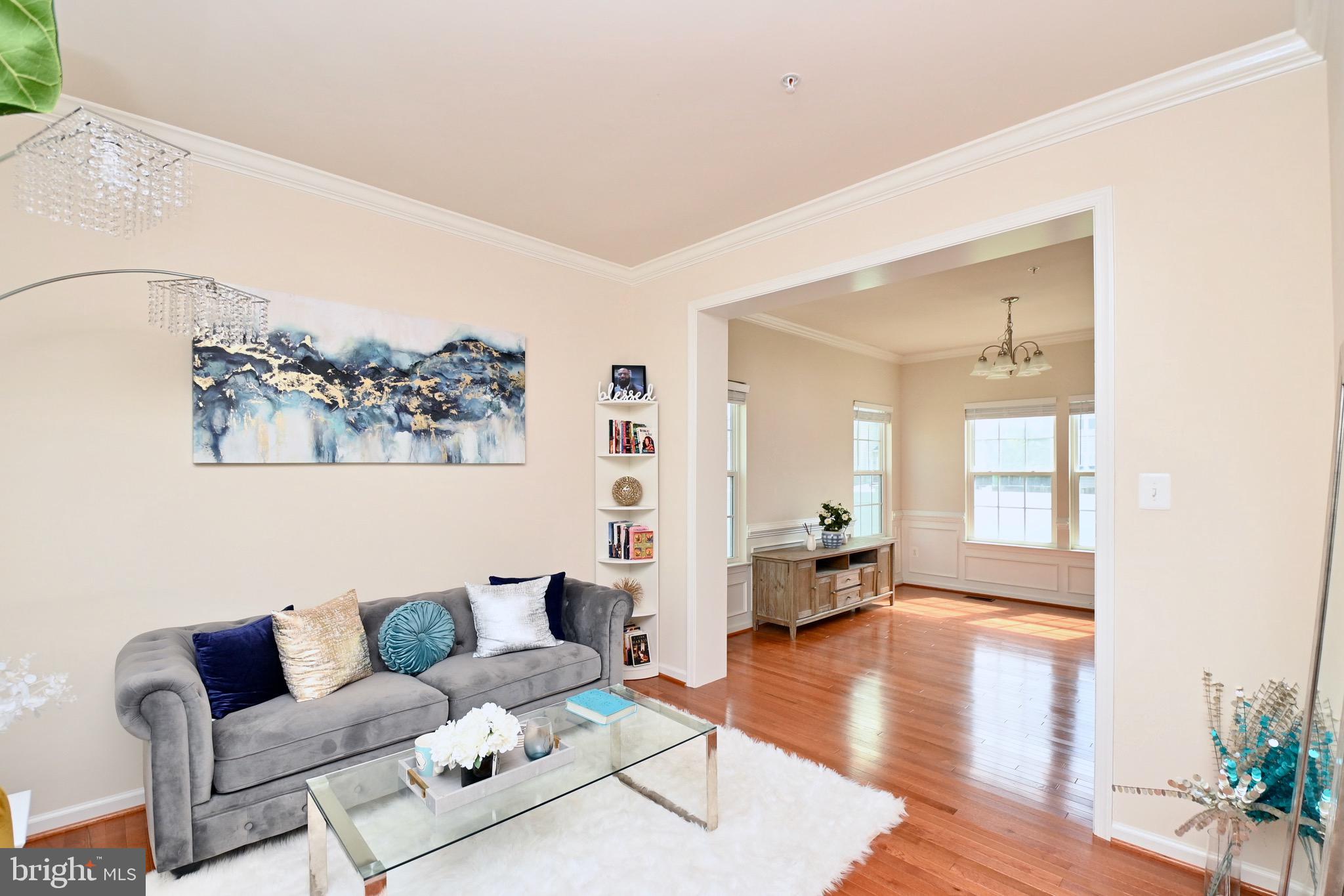 LINDEN GROVE - Residential