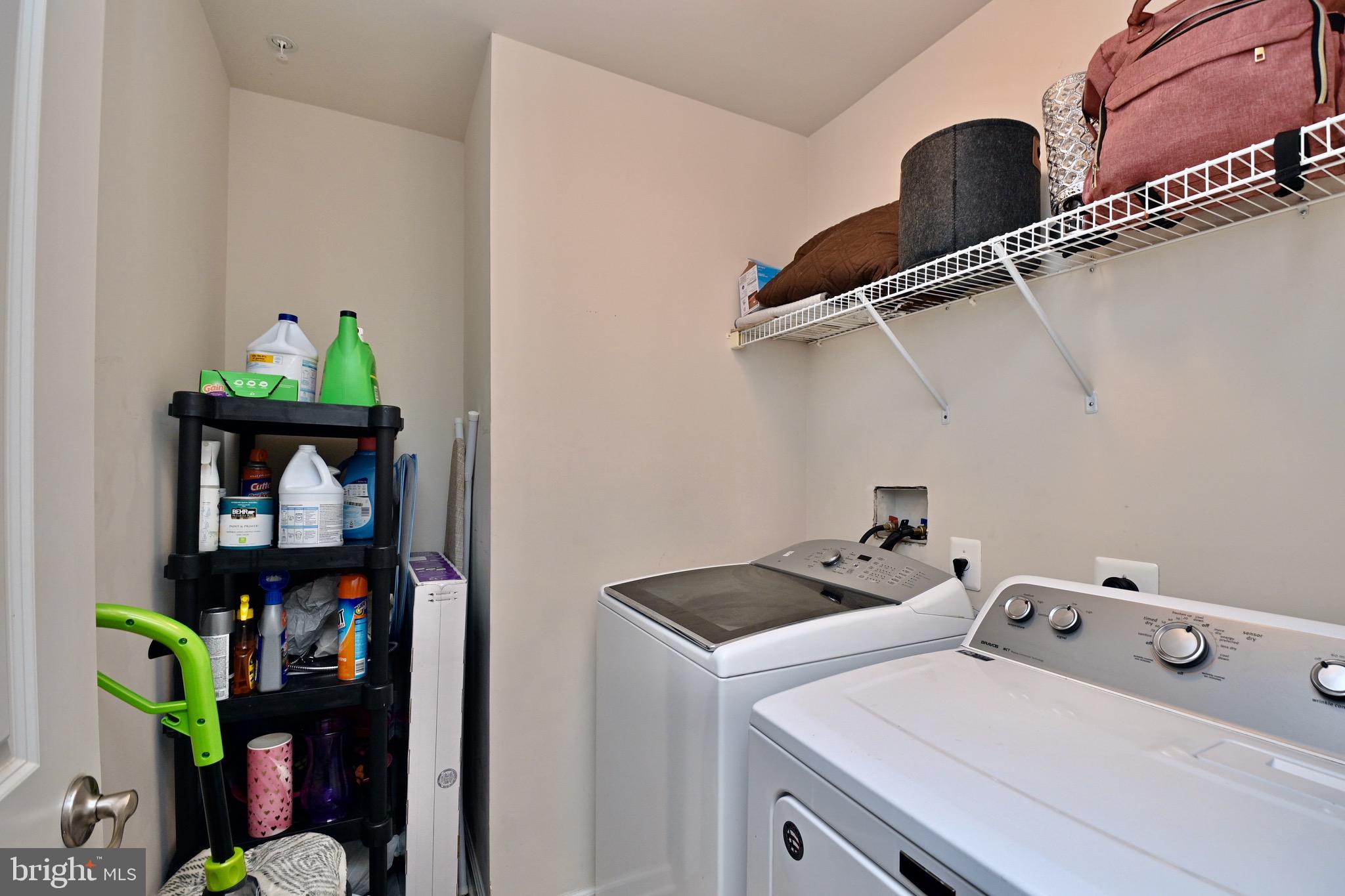 LINDEN GROVE - Residential