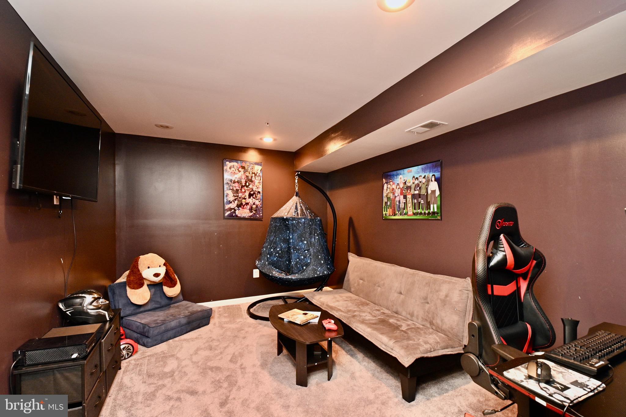 LINDEN GROVE - Residential