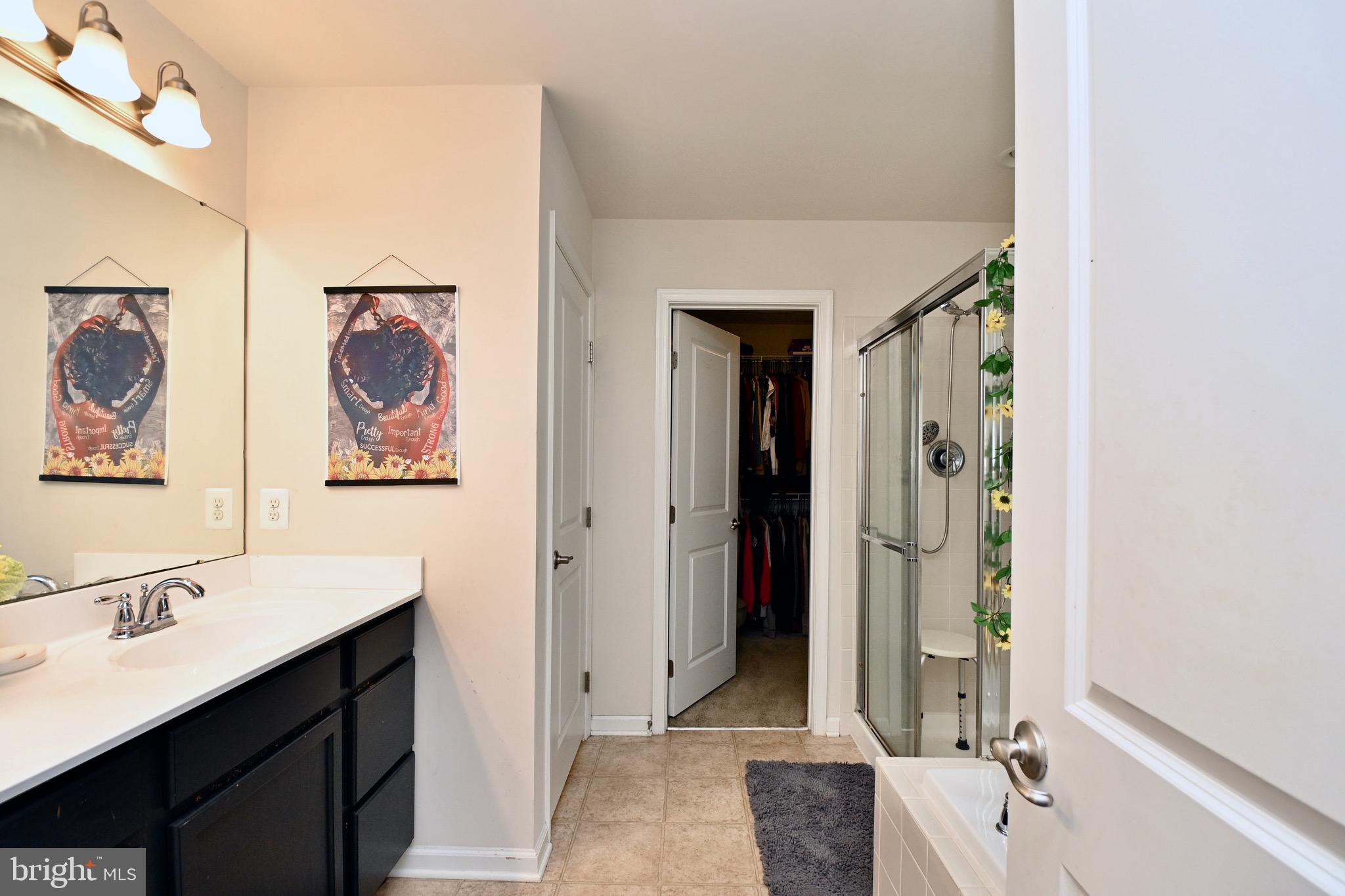 LINDEN GROVE - Residential