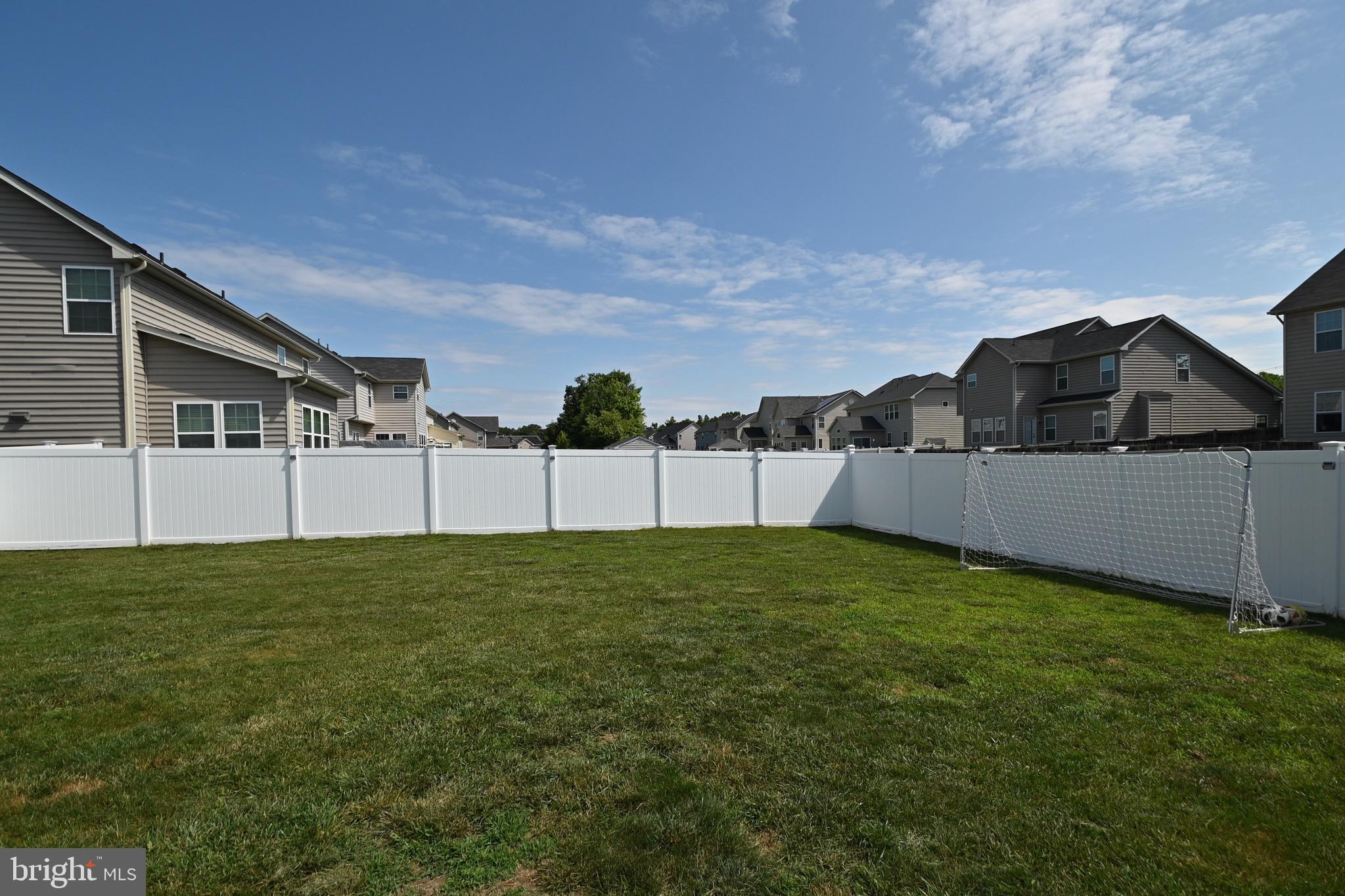 LINDEN GROVE - Residential