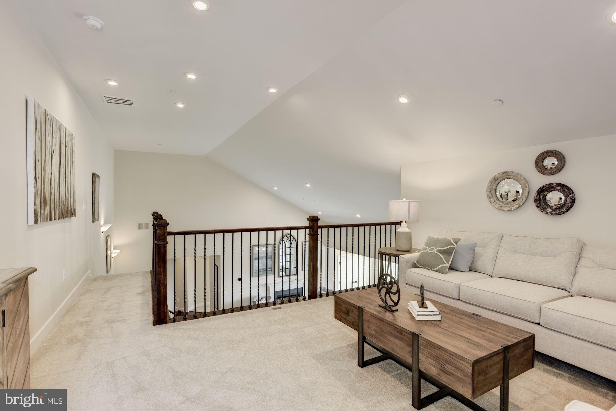 ELLICOTTS RETREAT - Residential