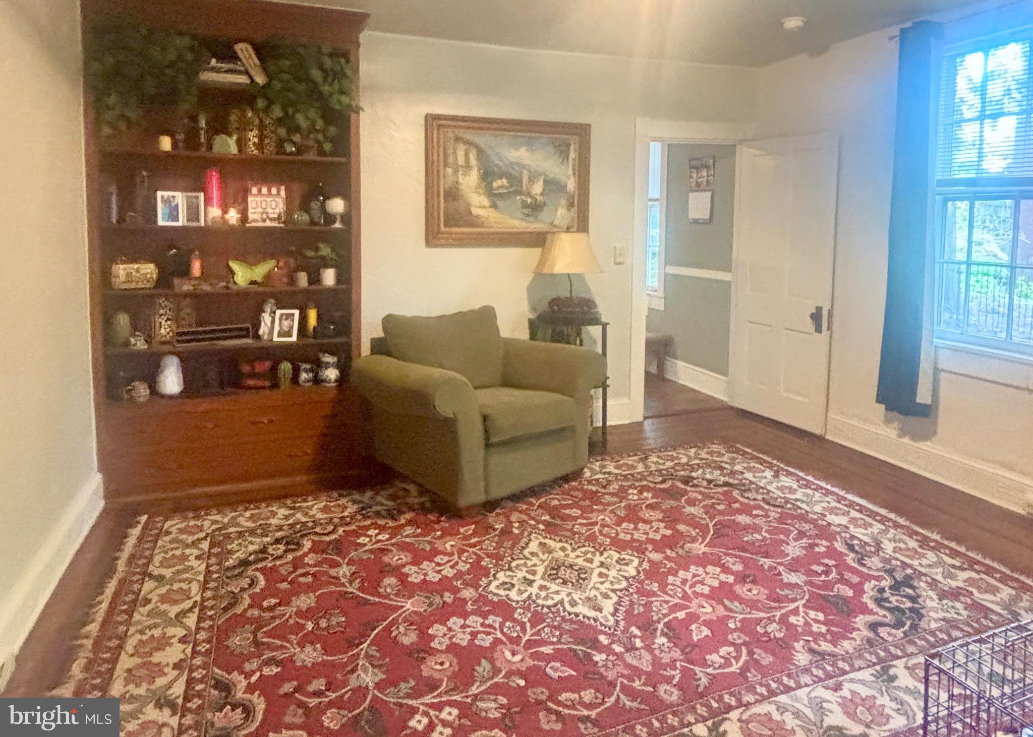 CHESTNUT HILL - Residential Income