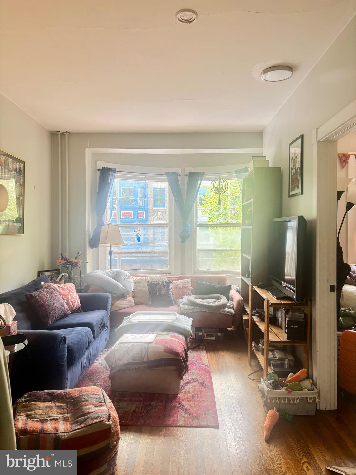 CHESTNUT HILL - Residential Income