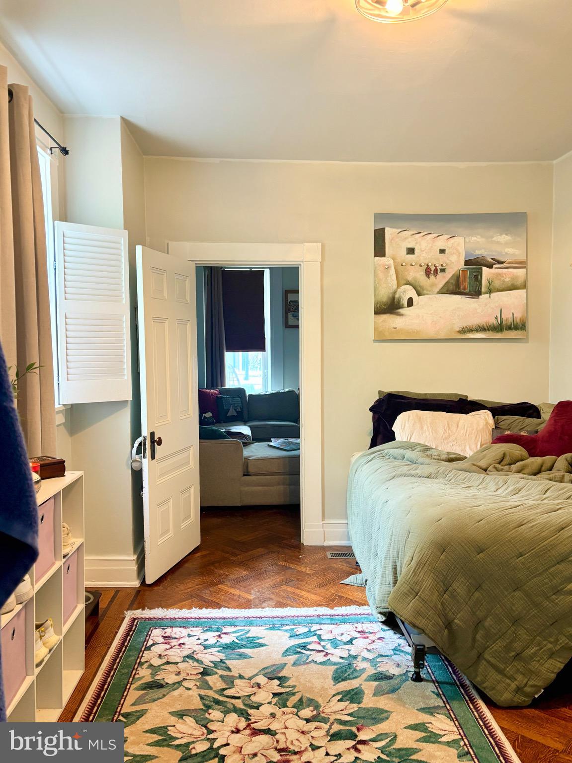 CHESTNUT HILL - Residential Income