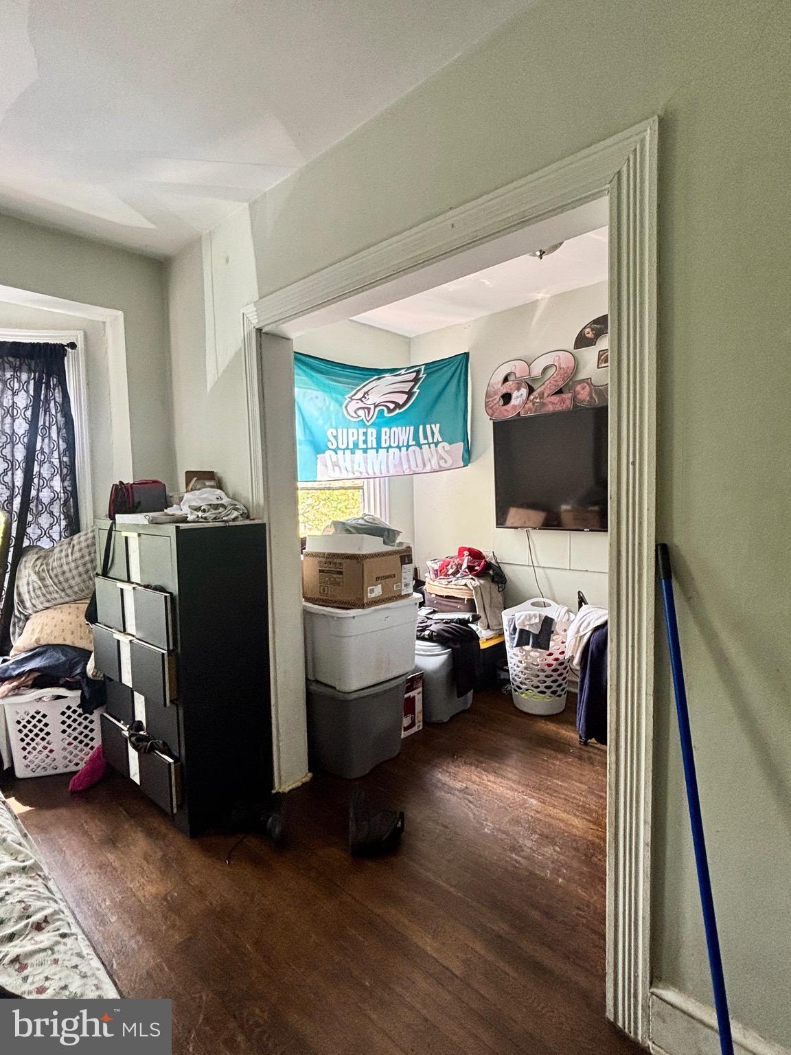 CHESTNUT HILL - Residential Income