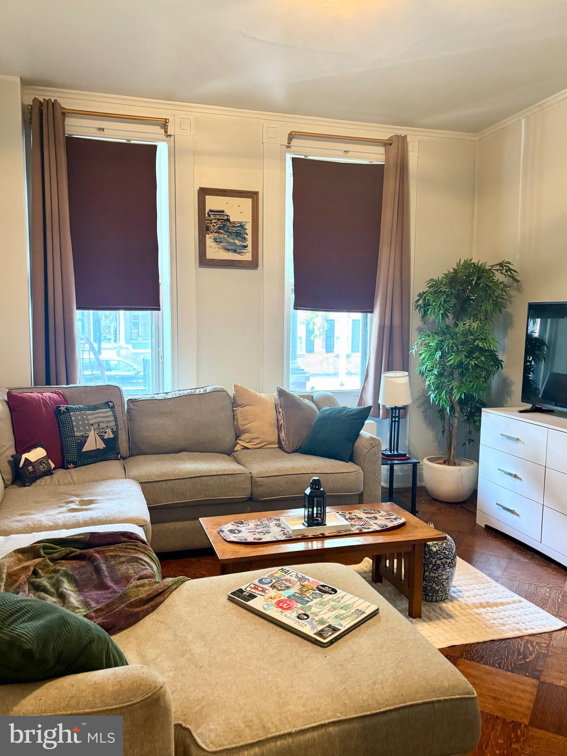 CHESTNUT HILL - Residential Income