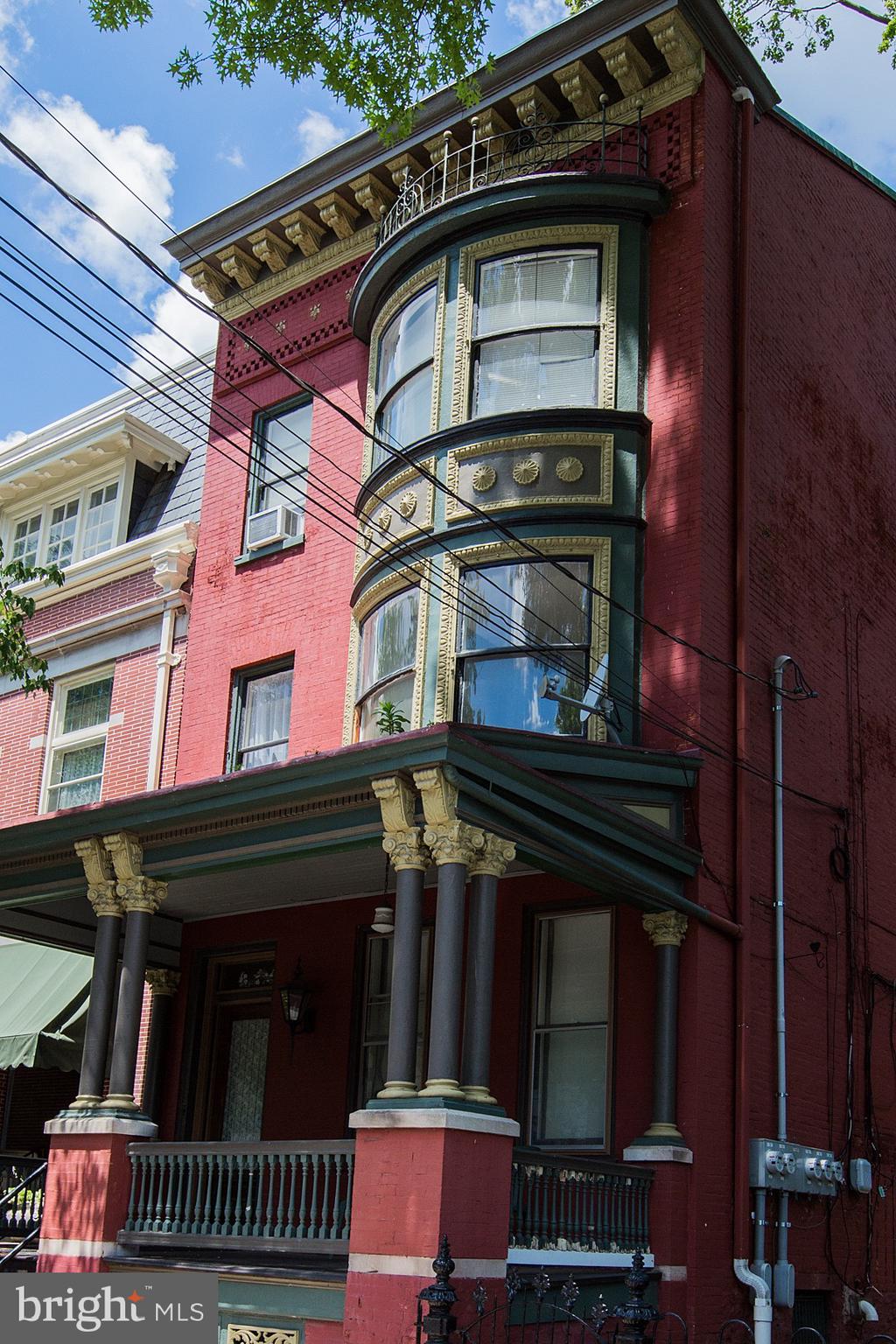 CHESTNUT HILL - Residential Income
