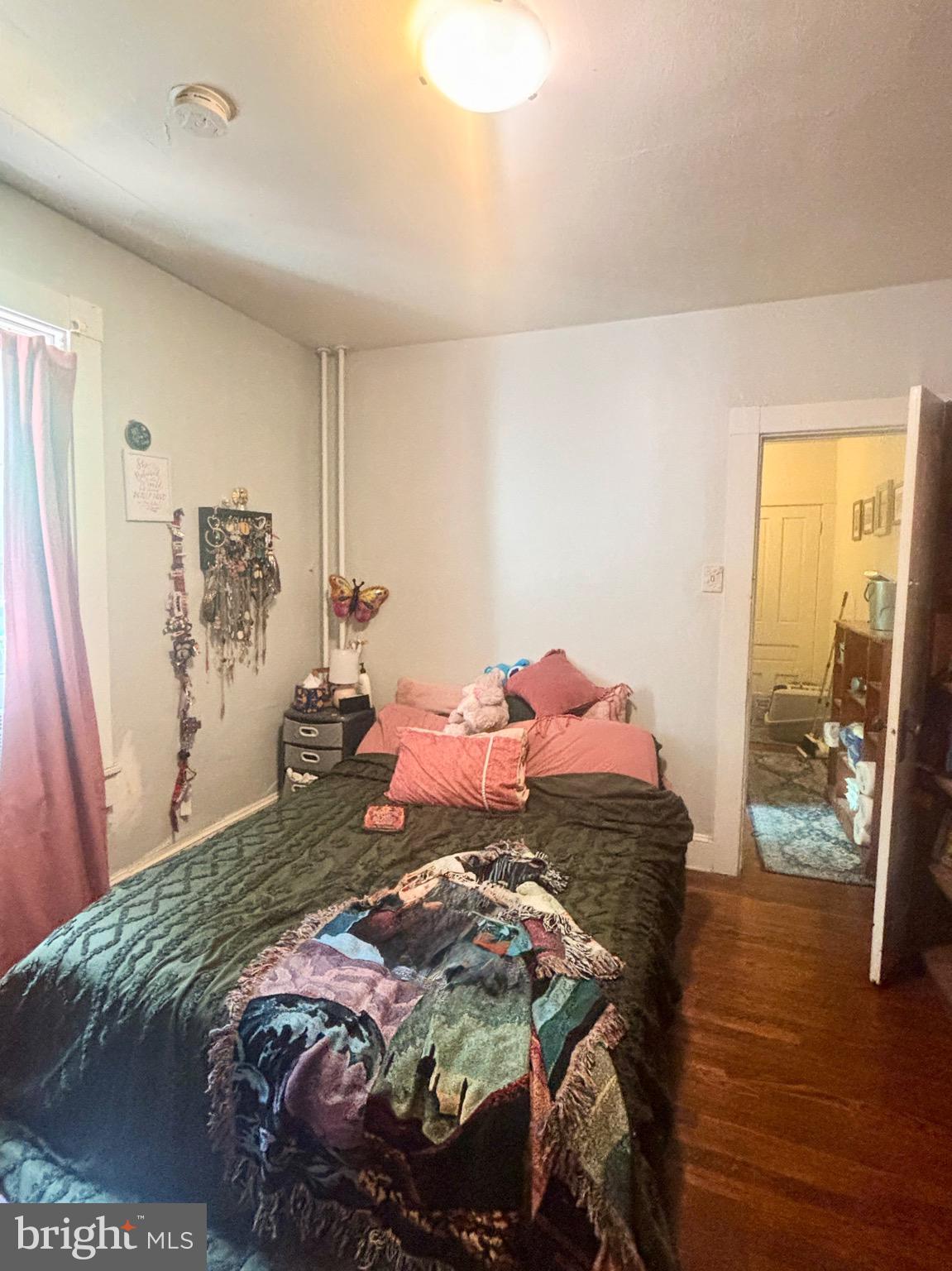 CHESTNUT HILL - Residential Income