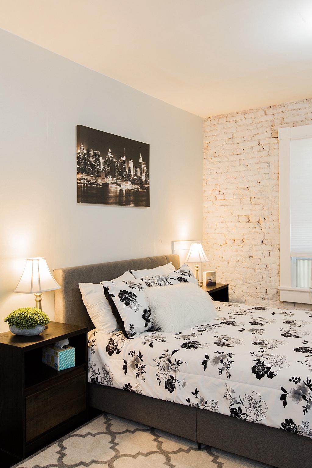 CHESTNUT HILL - Residential Income