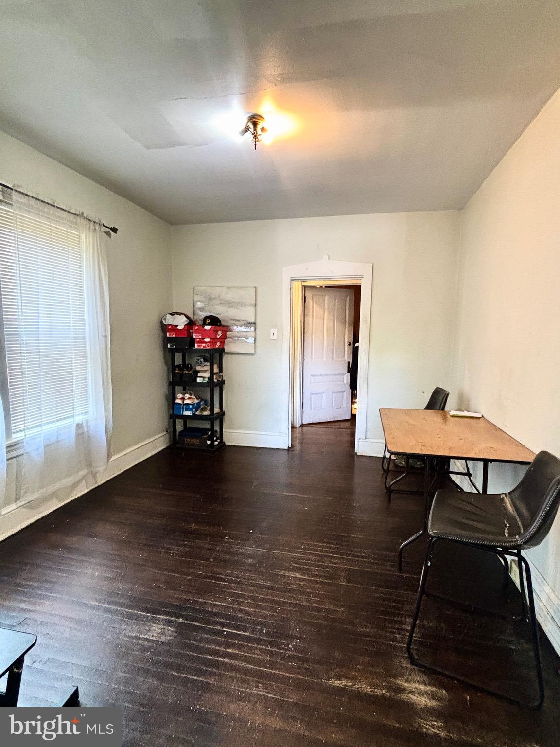 CHESTNUT HILL - Residential Income
