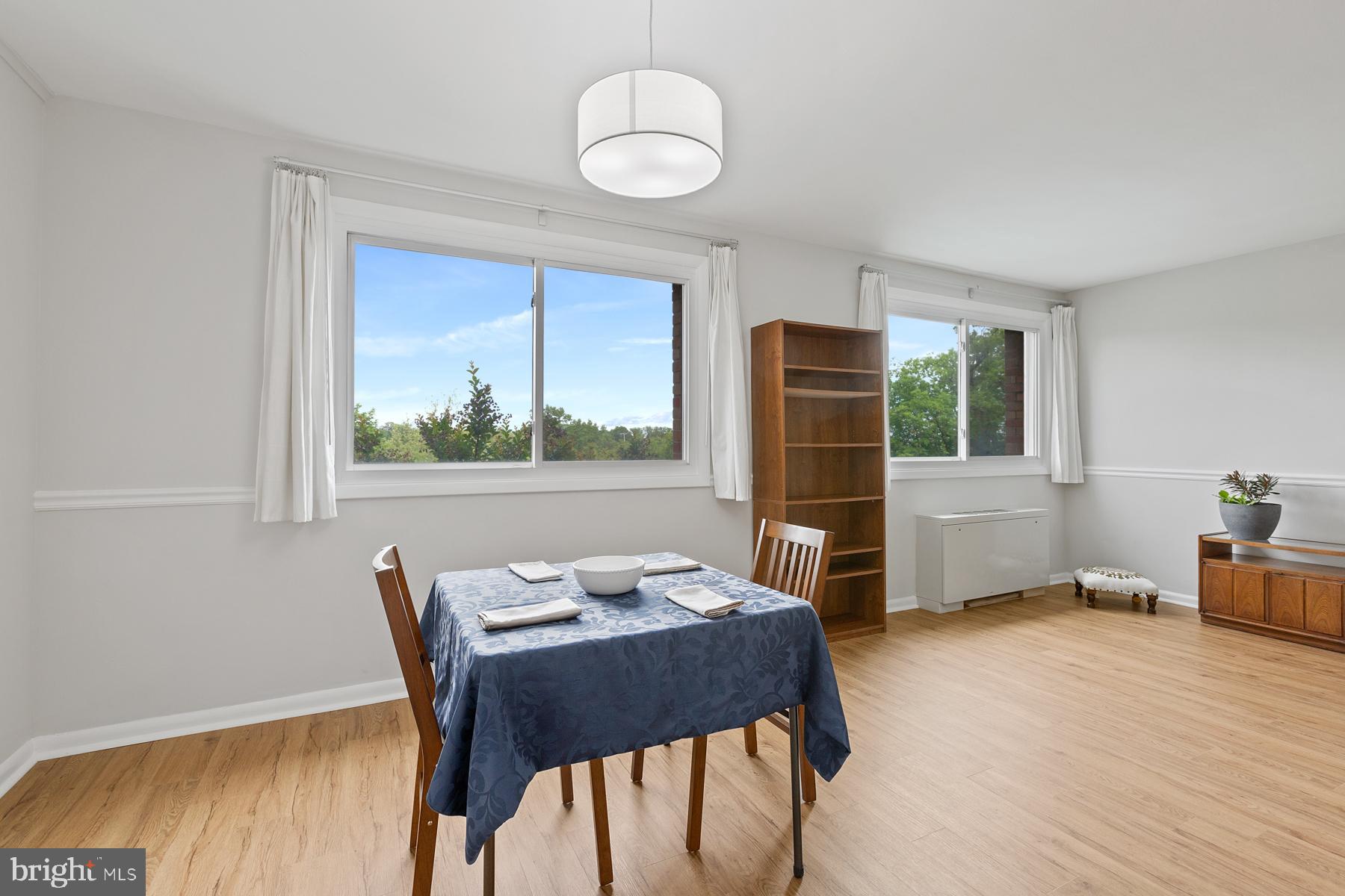 COLUMBIA KNOLL - Residential