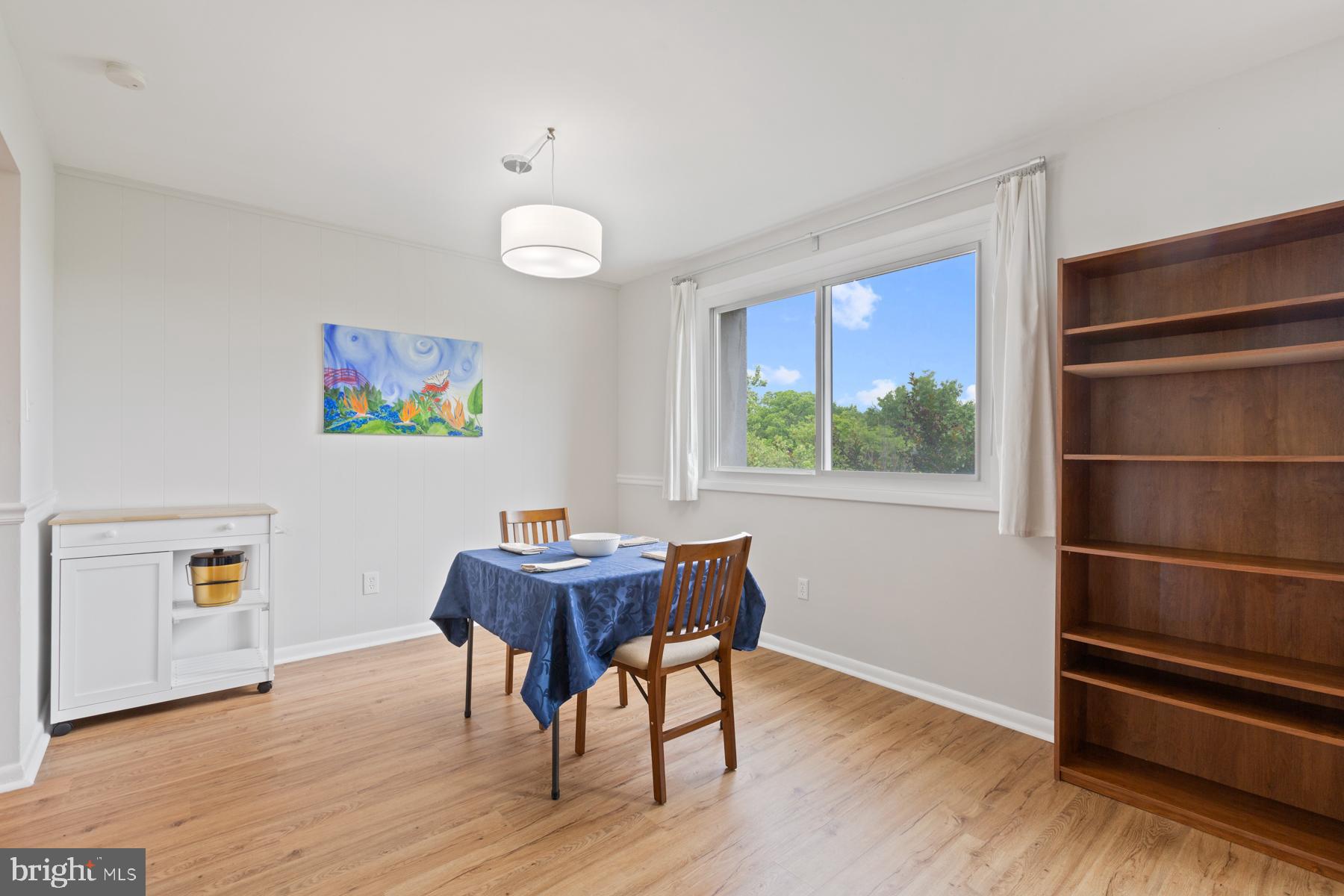 COLUMBIA KNOLL - Residential