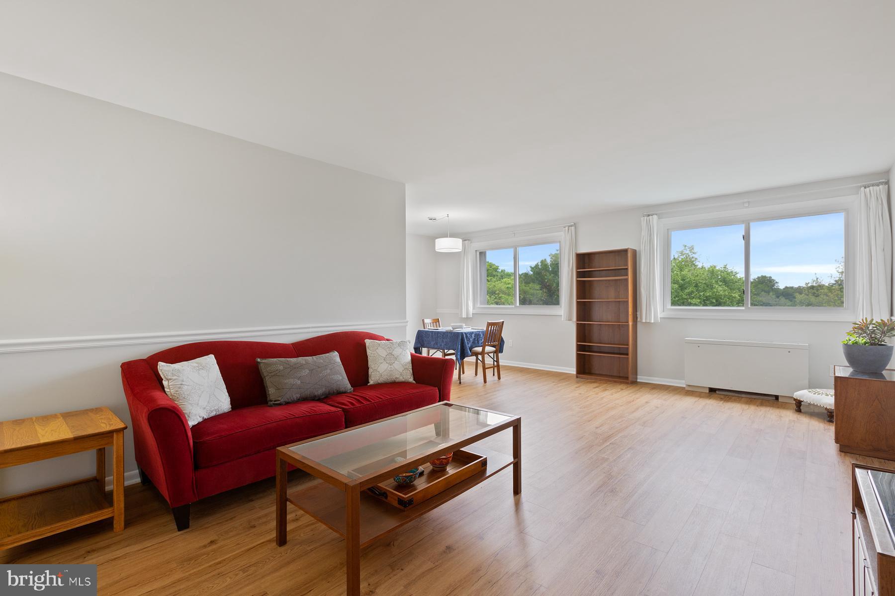 COLUMBIA KNOLL - Residential