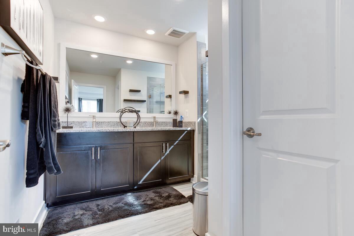 ST CHARLES - Residential