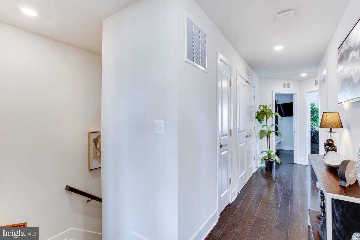 ST CHARLES - Residential