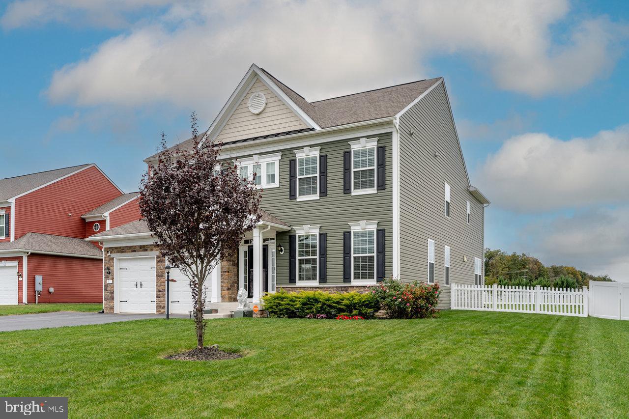 ASPEN GREENS - Residential