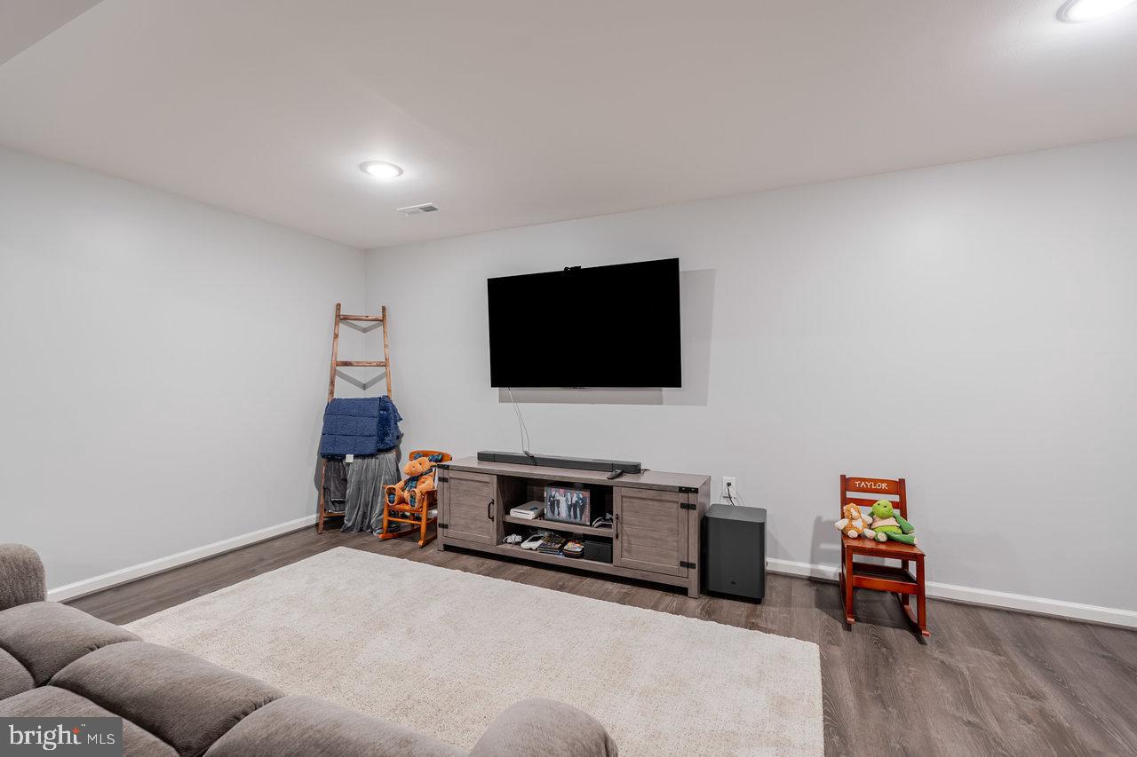 ASPEN GREENS - Residential