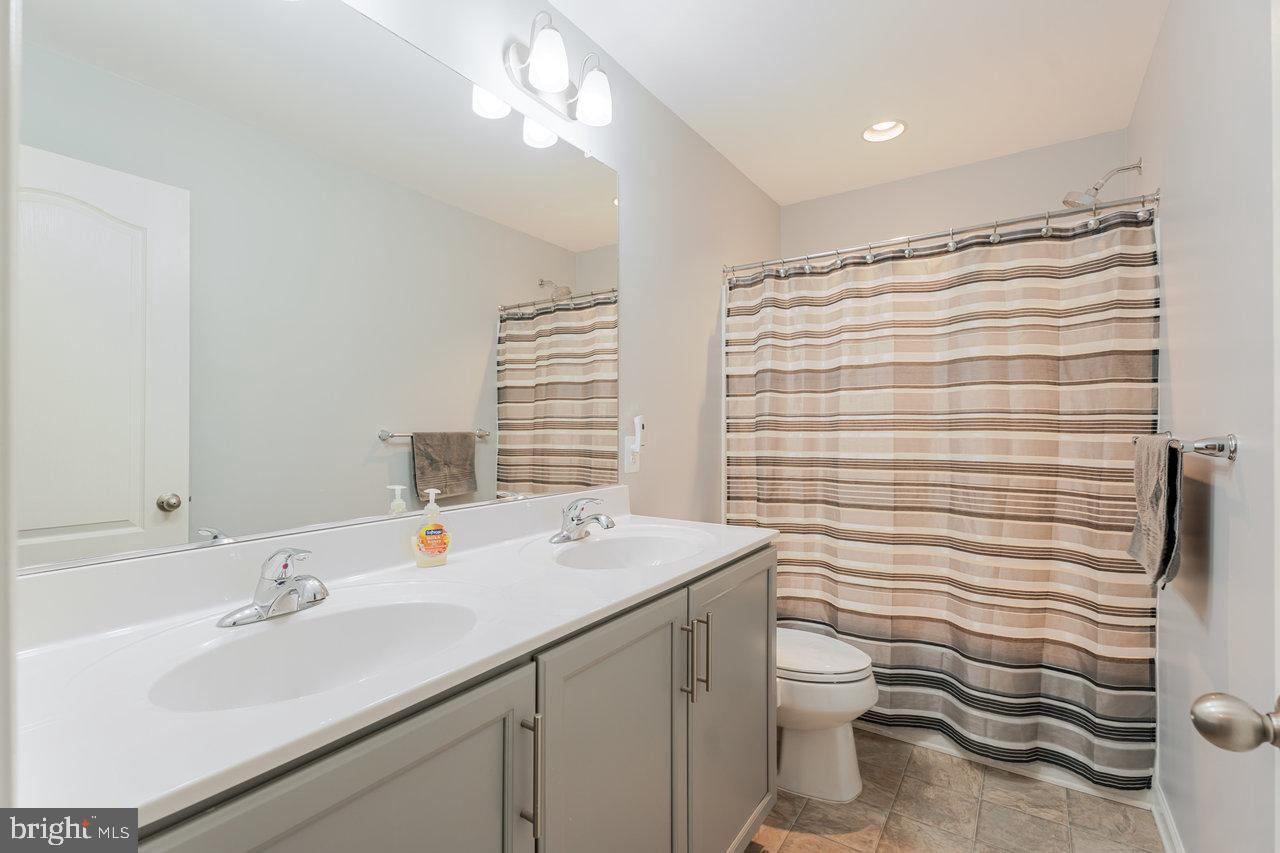 ASPEN GREENS - Residential